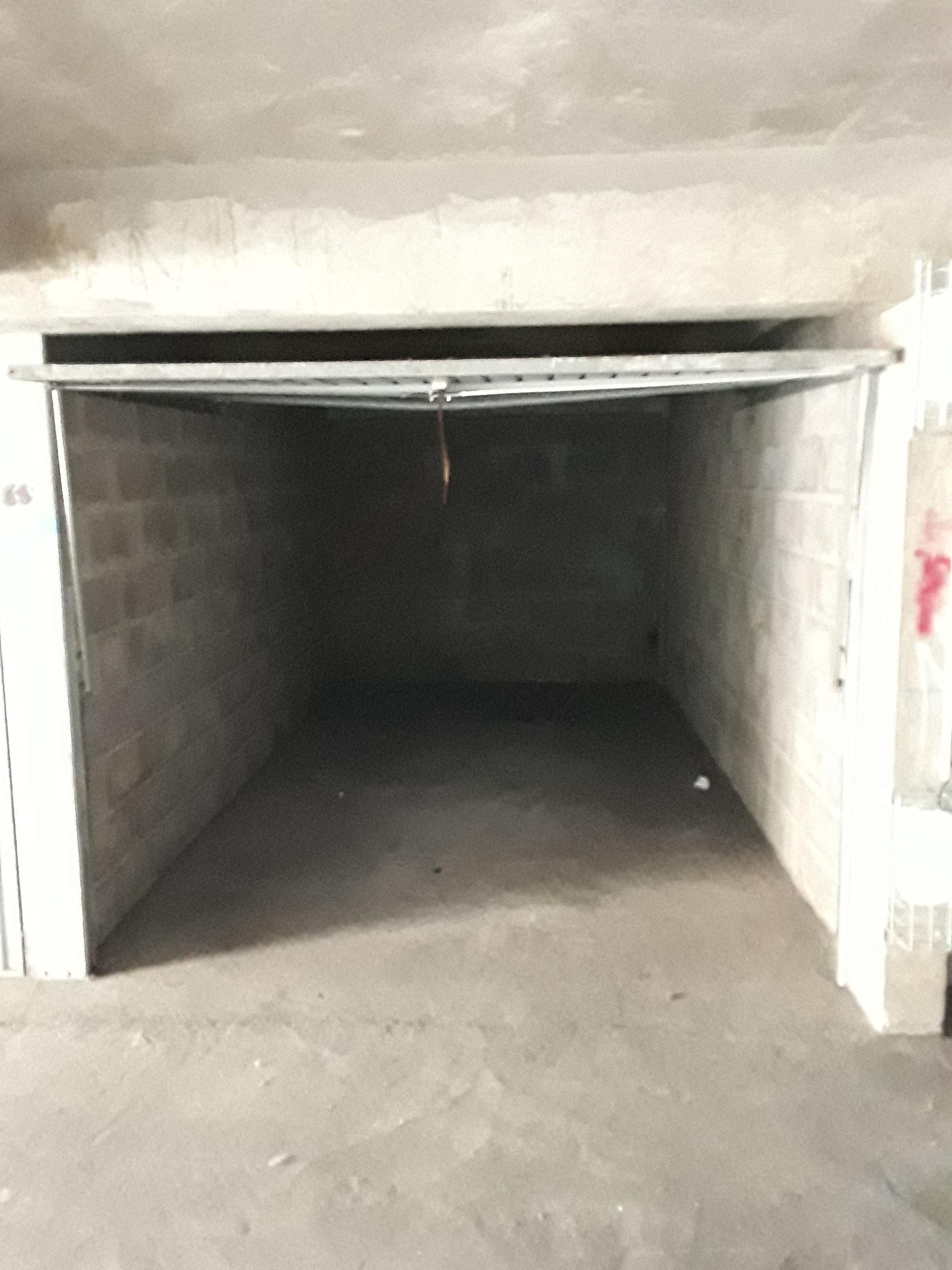 Garage 12m² hyper centre