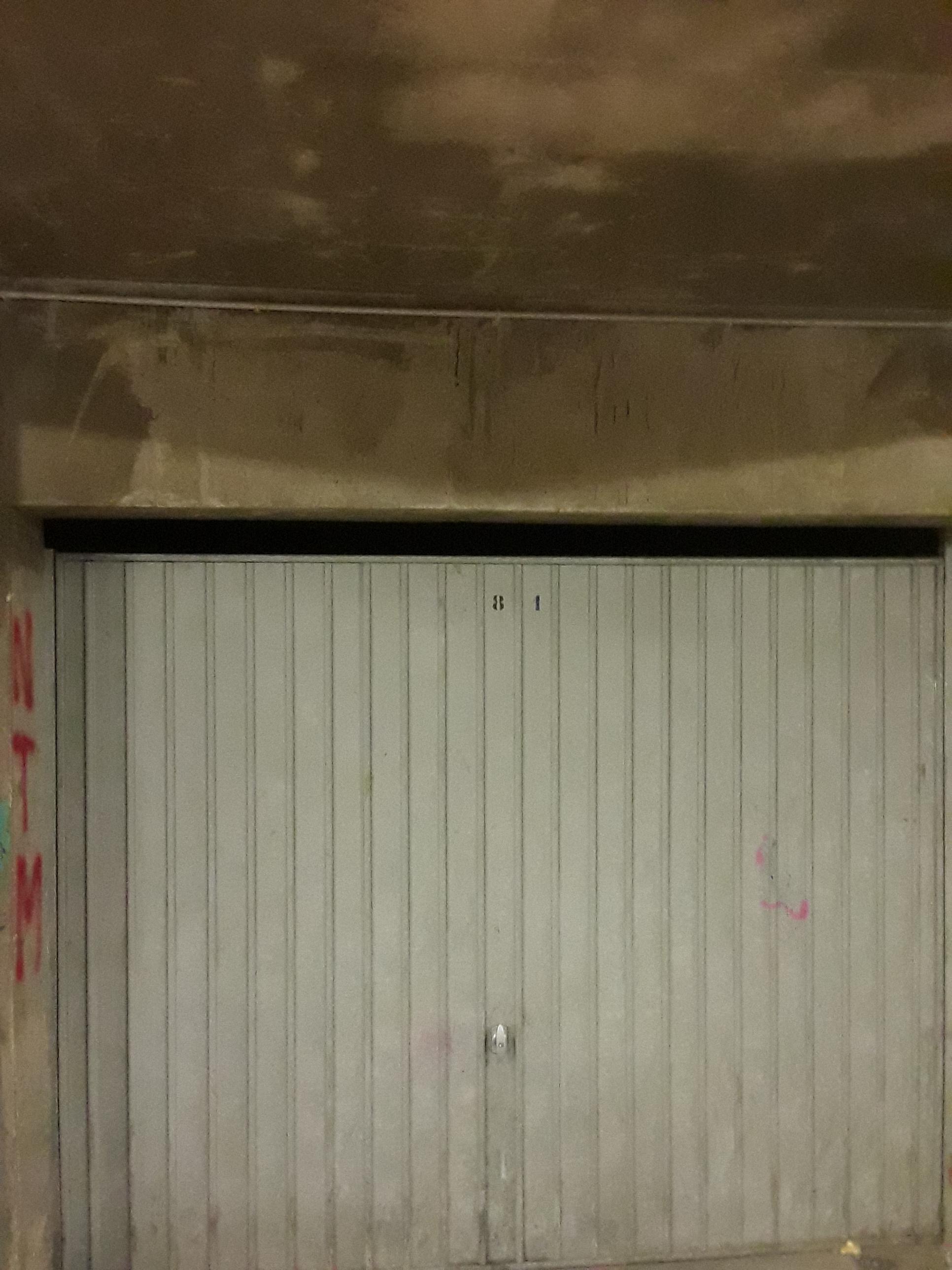 Garage à la location 12m²