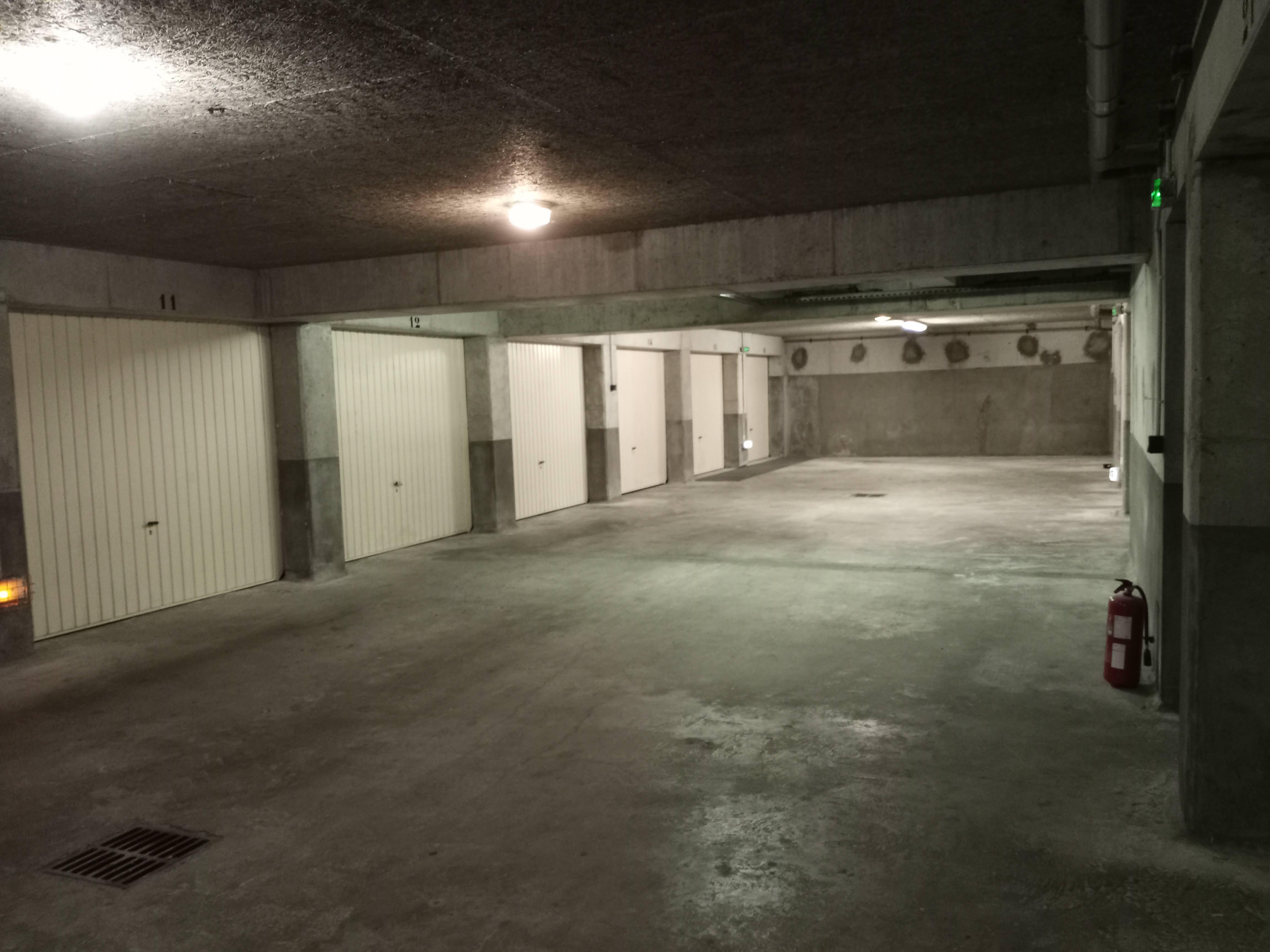 Garage en sous-sol Bourg