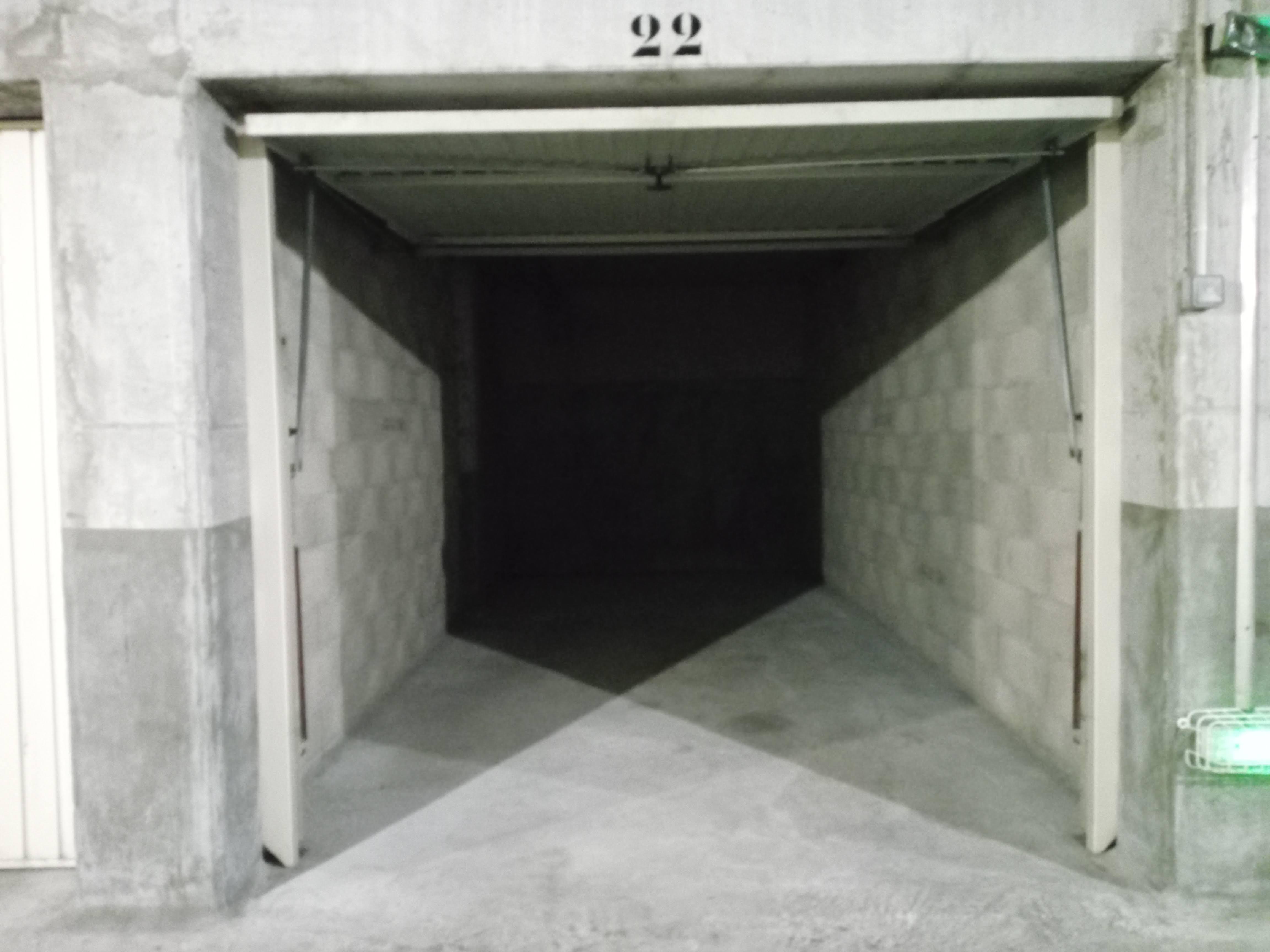 Box fermé sécurisé à la location