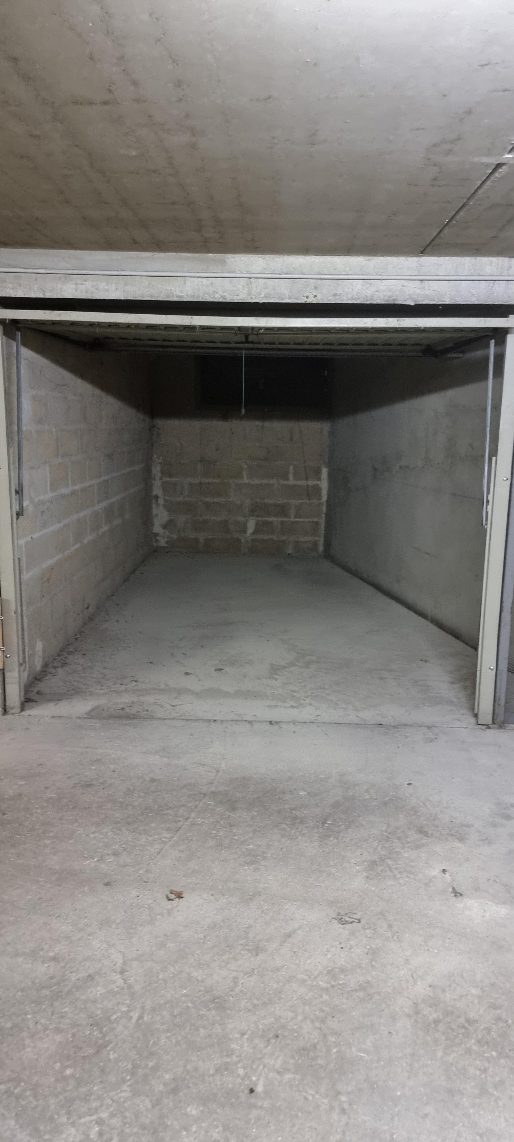 Box fermé / garage
