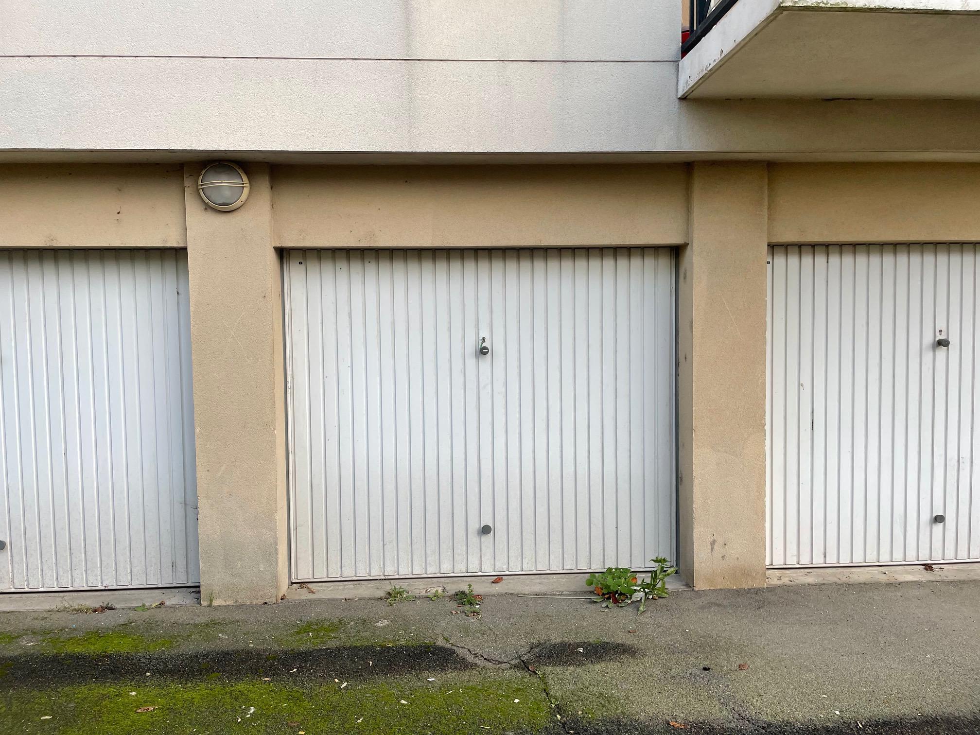 Garage à louer