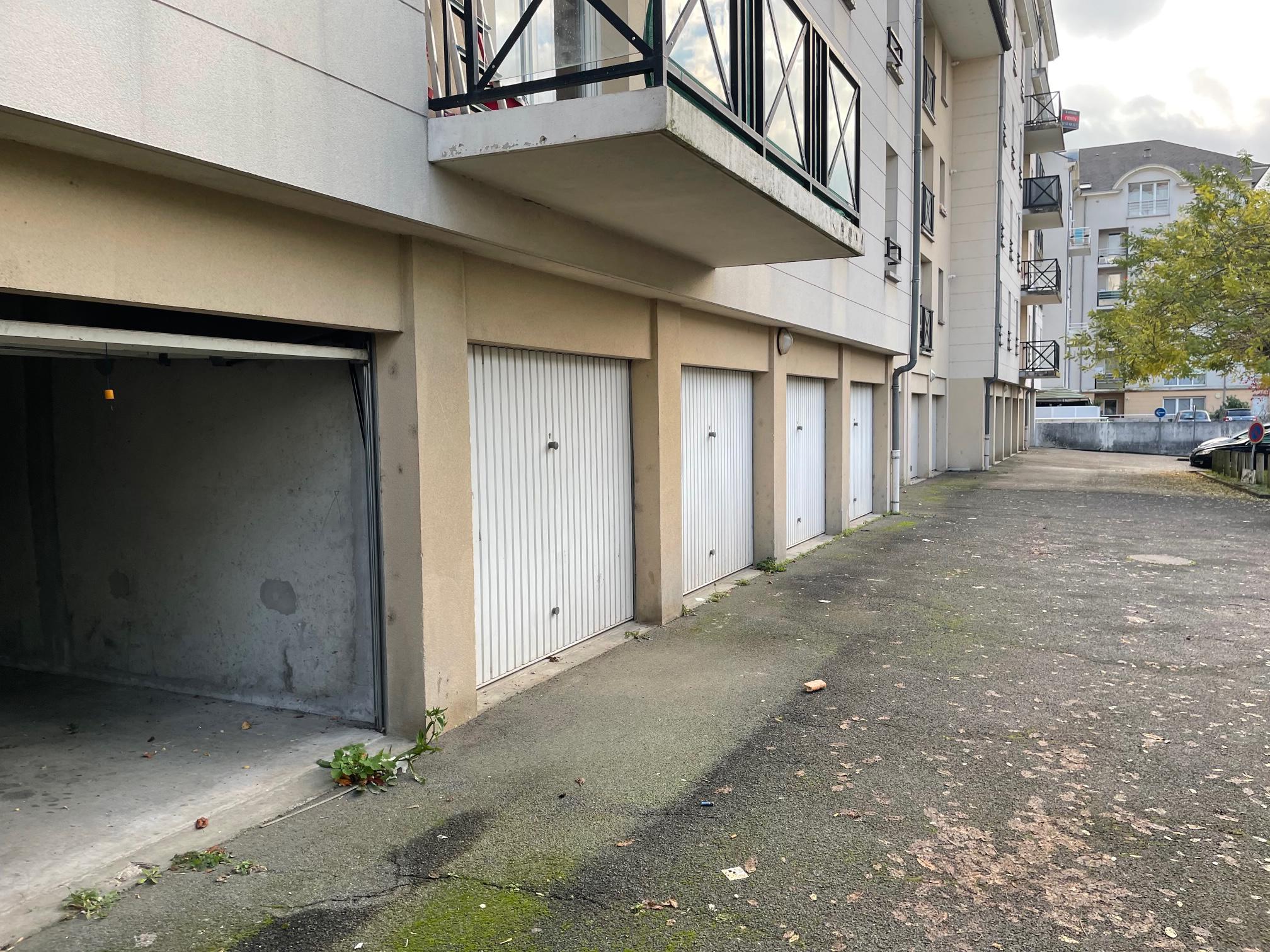 Garage à louer
