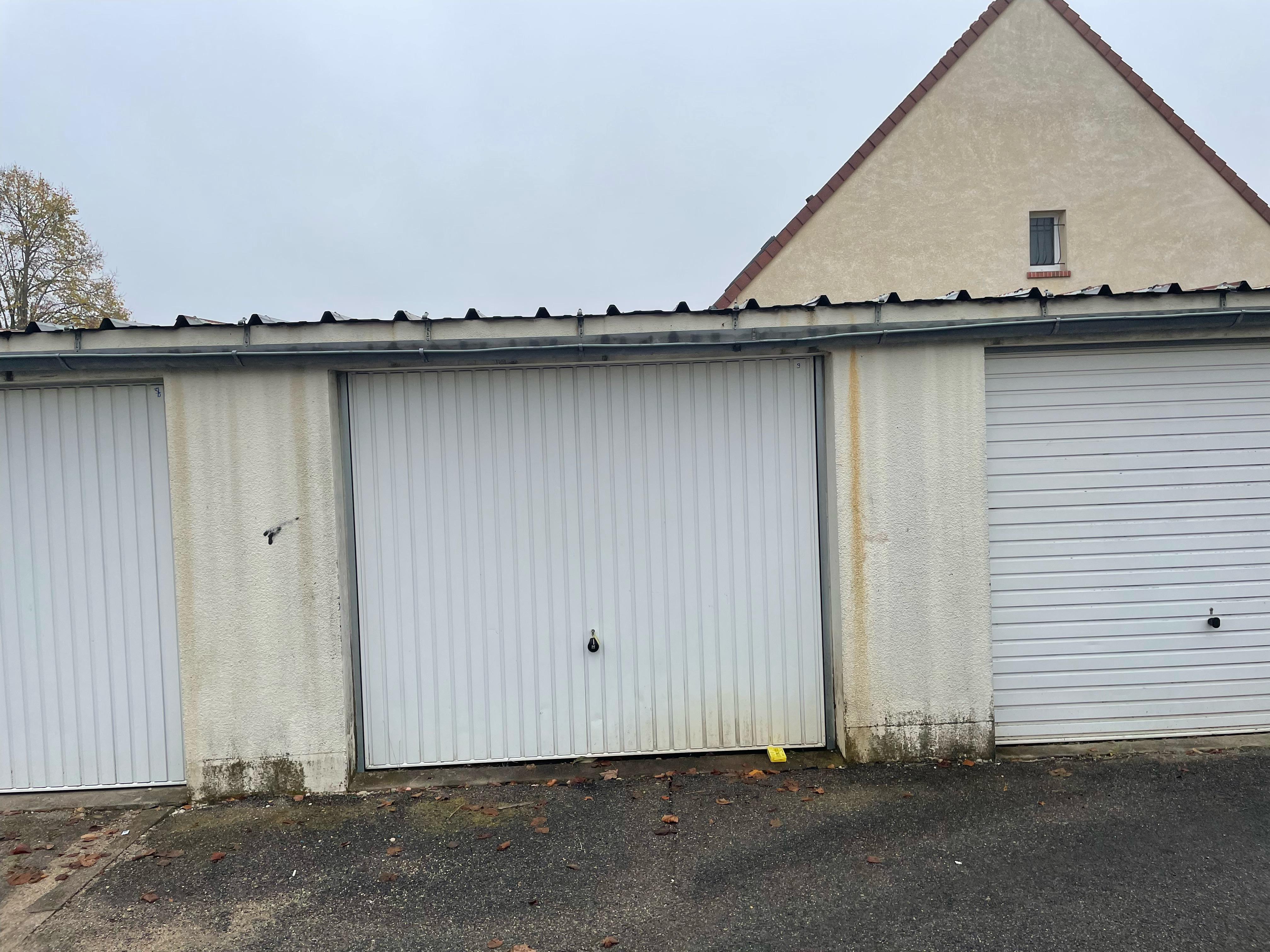 Box stockage à louer proche Orléans