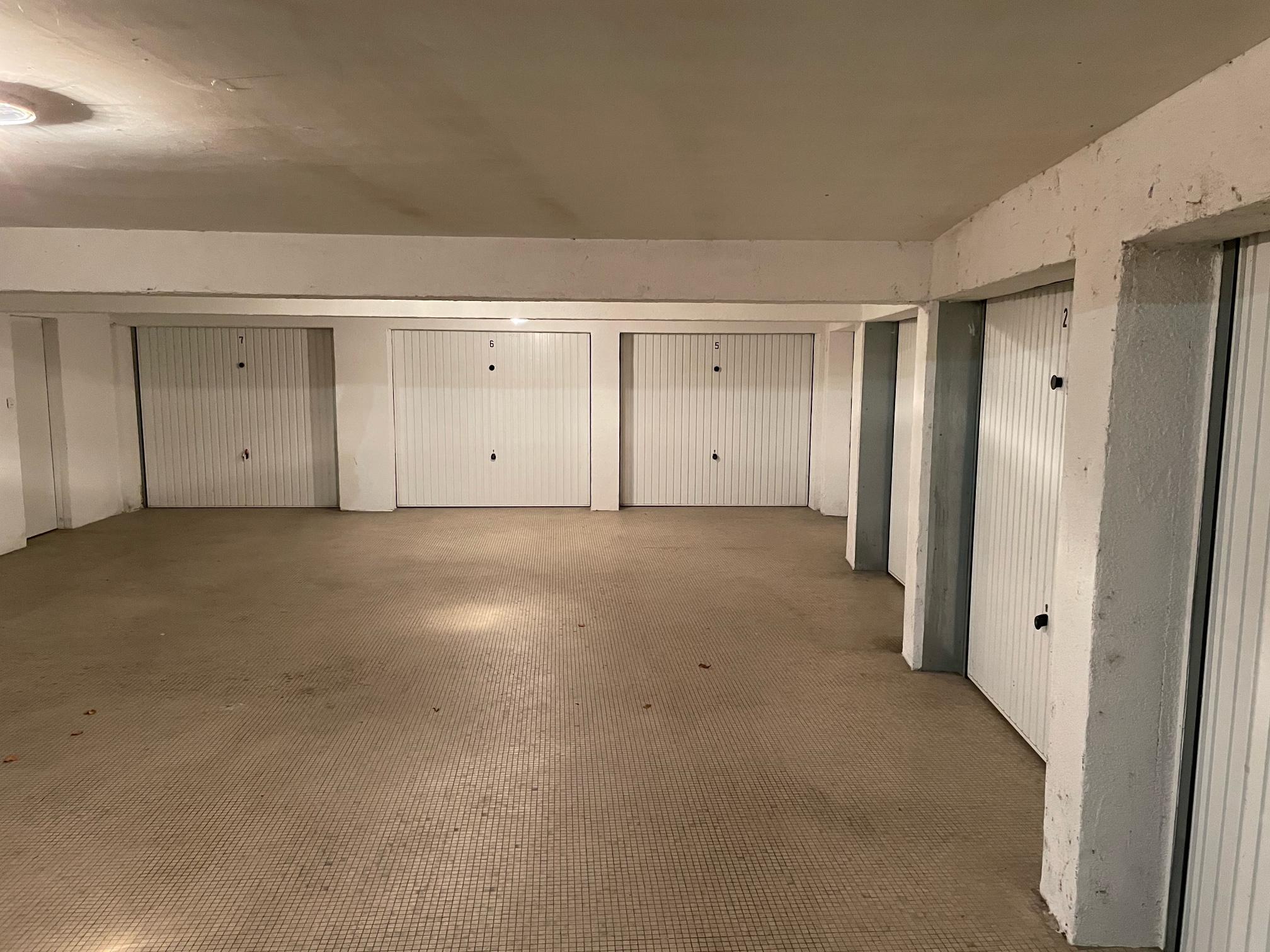 Location garage / parking fermé