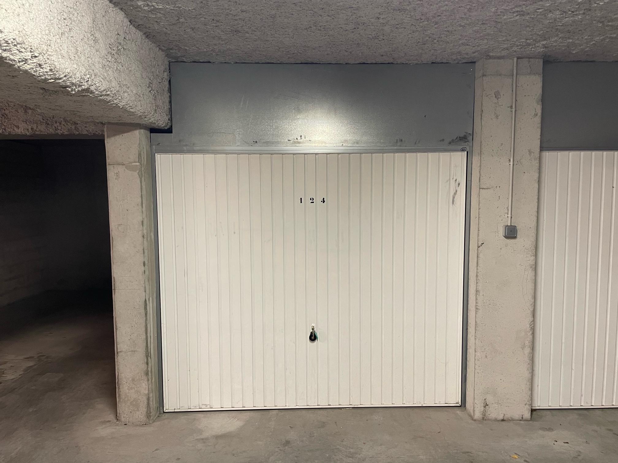 Parking en sous sol / St Jean de