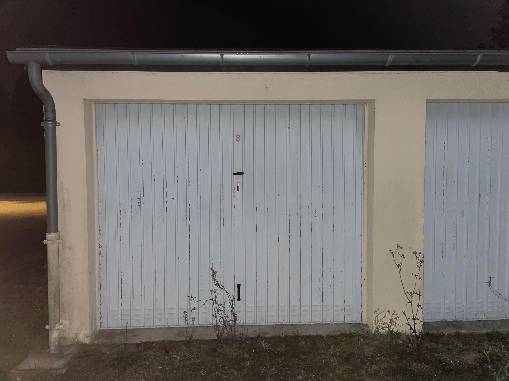 A louer garage / garde meuble