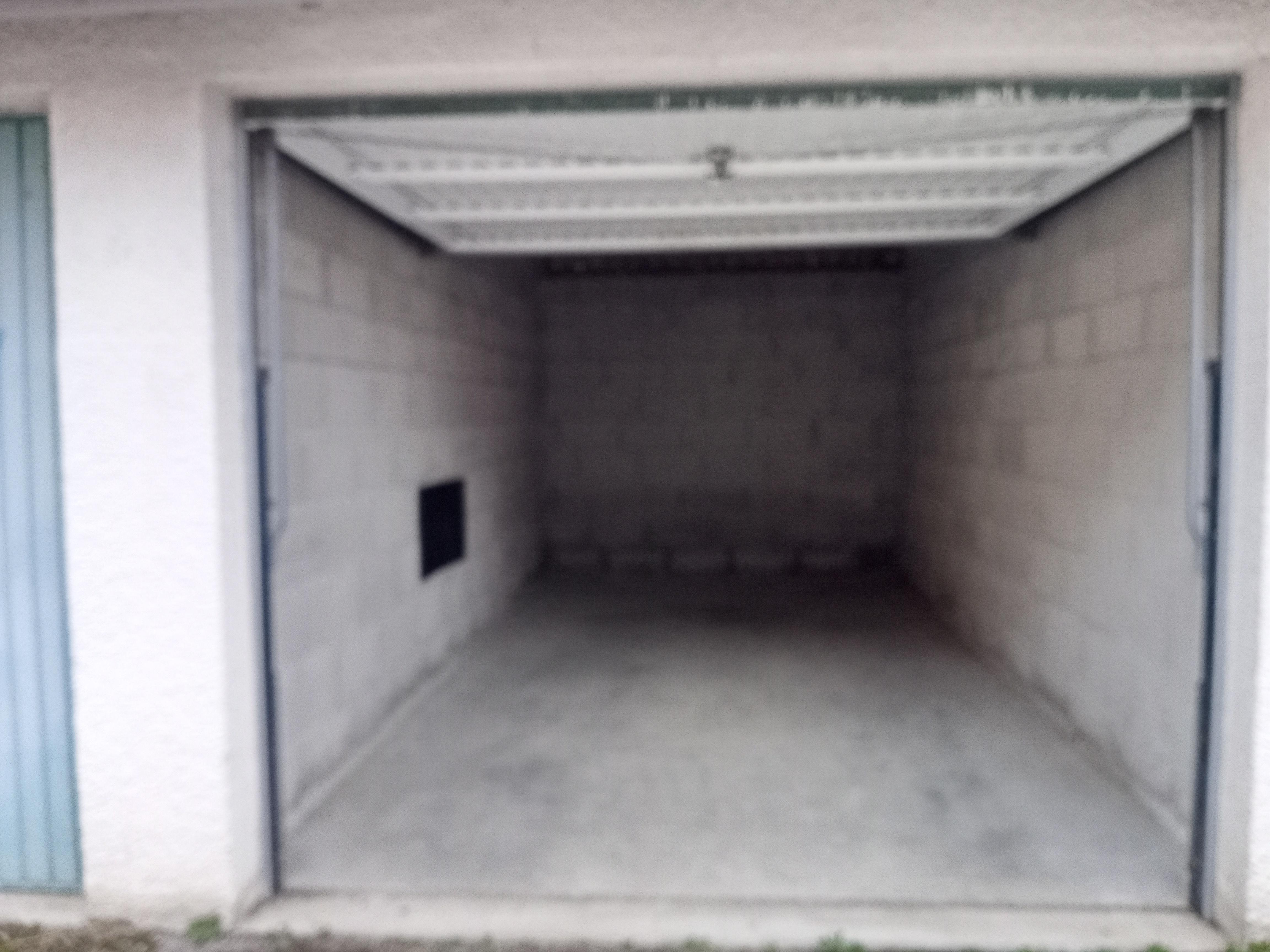 Location box fermé Certines