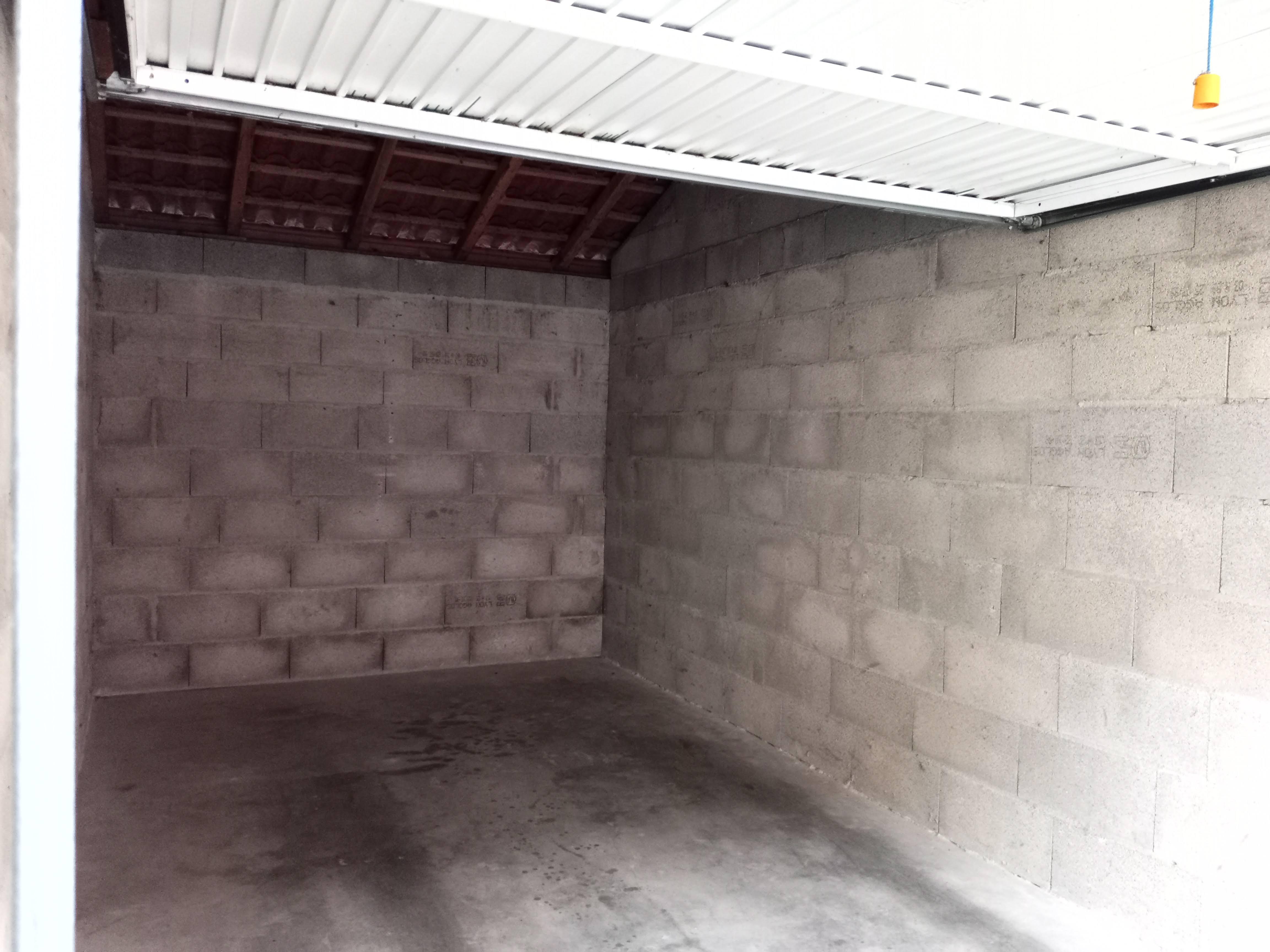 Location garage rez de chaussée