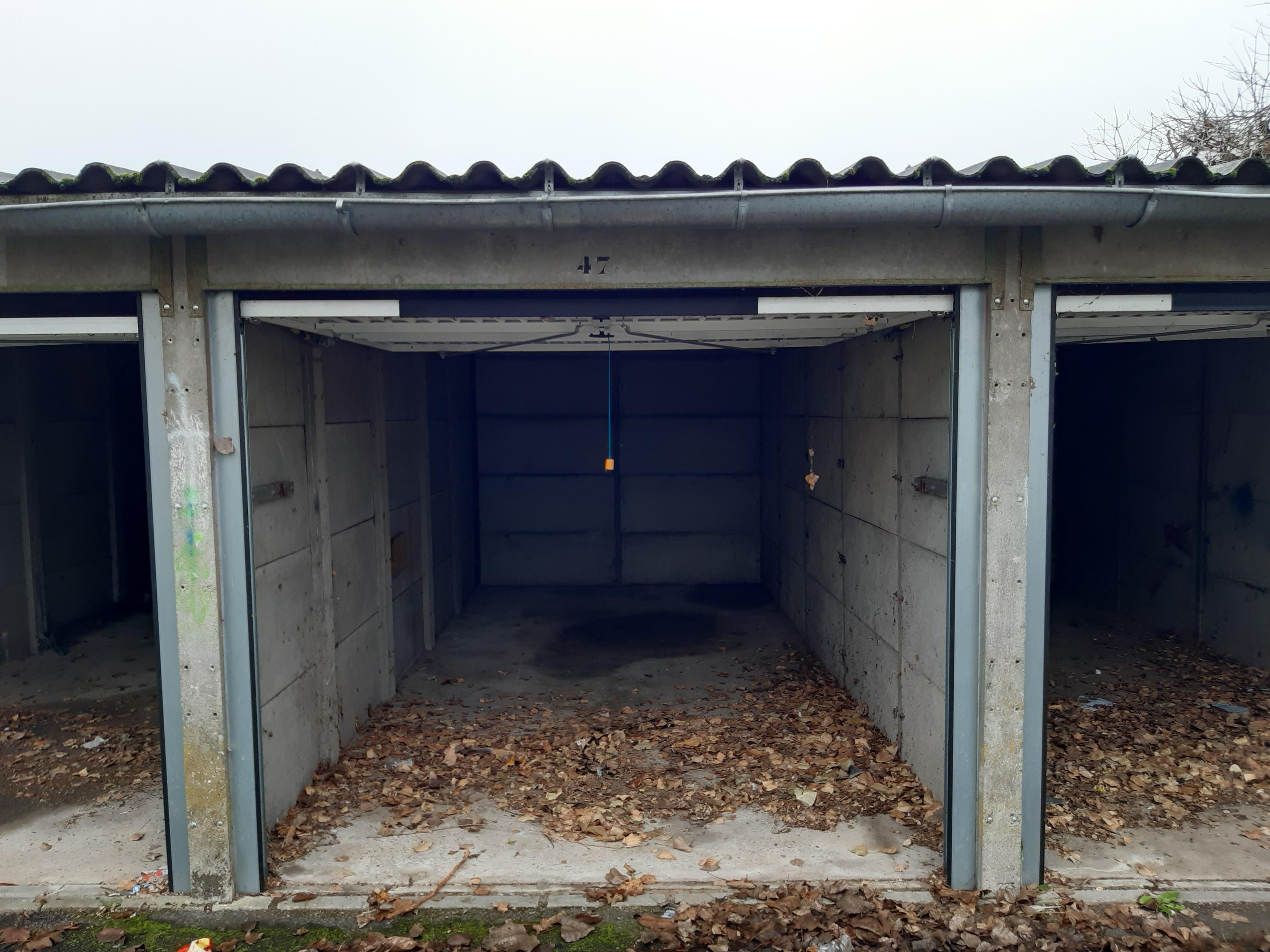 Box / garage fermé en RDC à Montargis