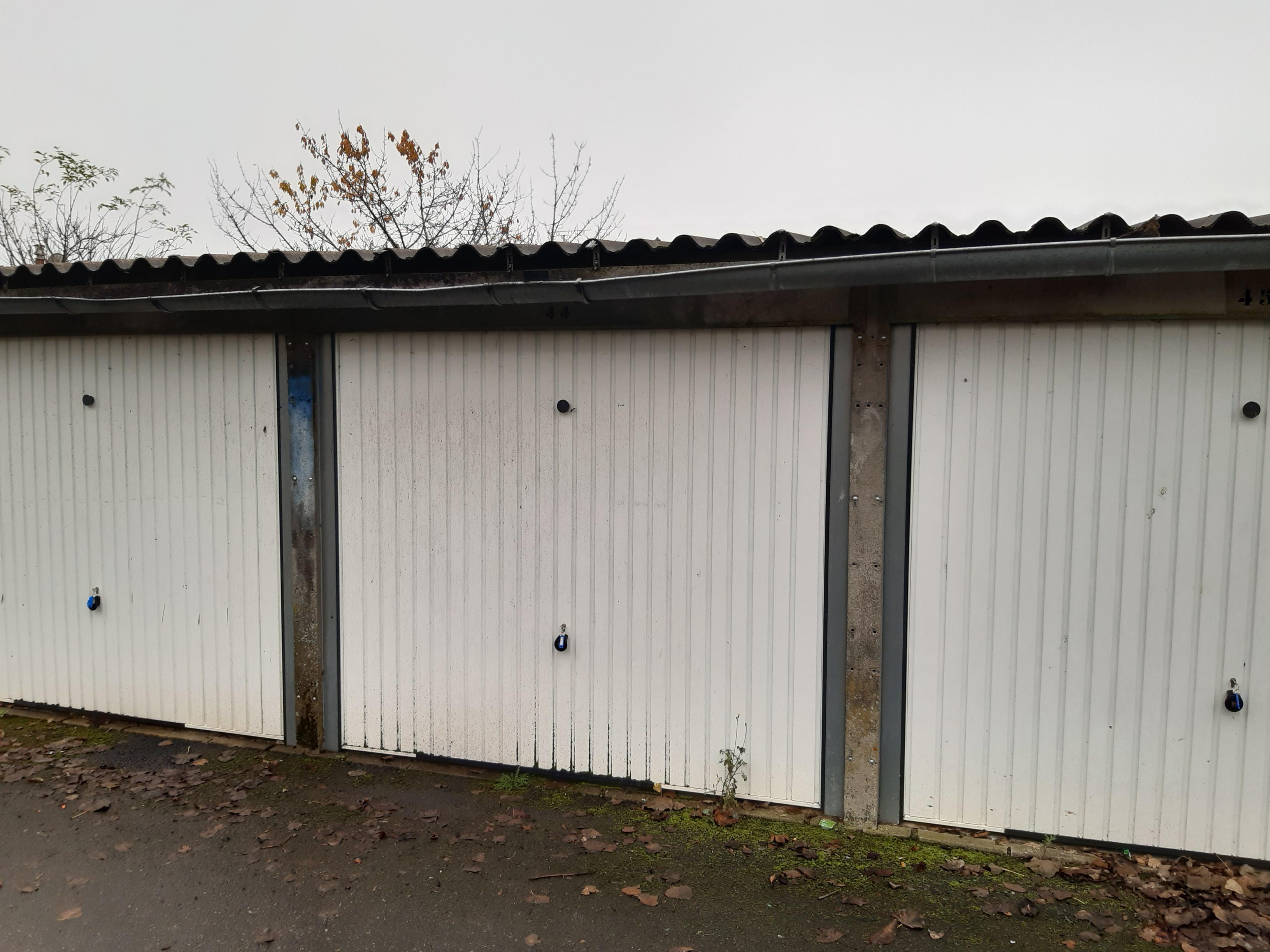 Box fermé extérieur à Montargis