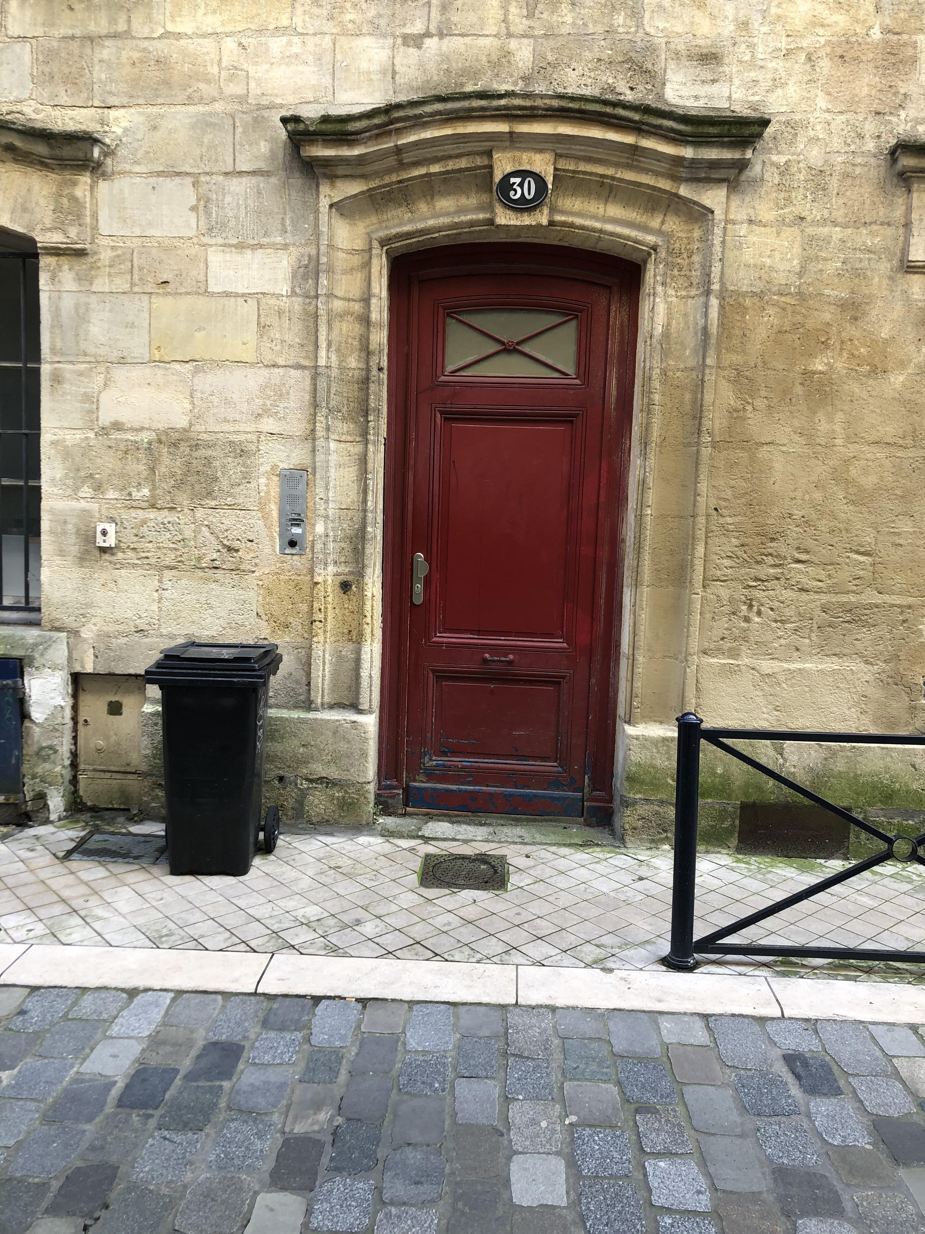 Cave voûtée sécurisée : Bordeaux Centre