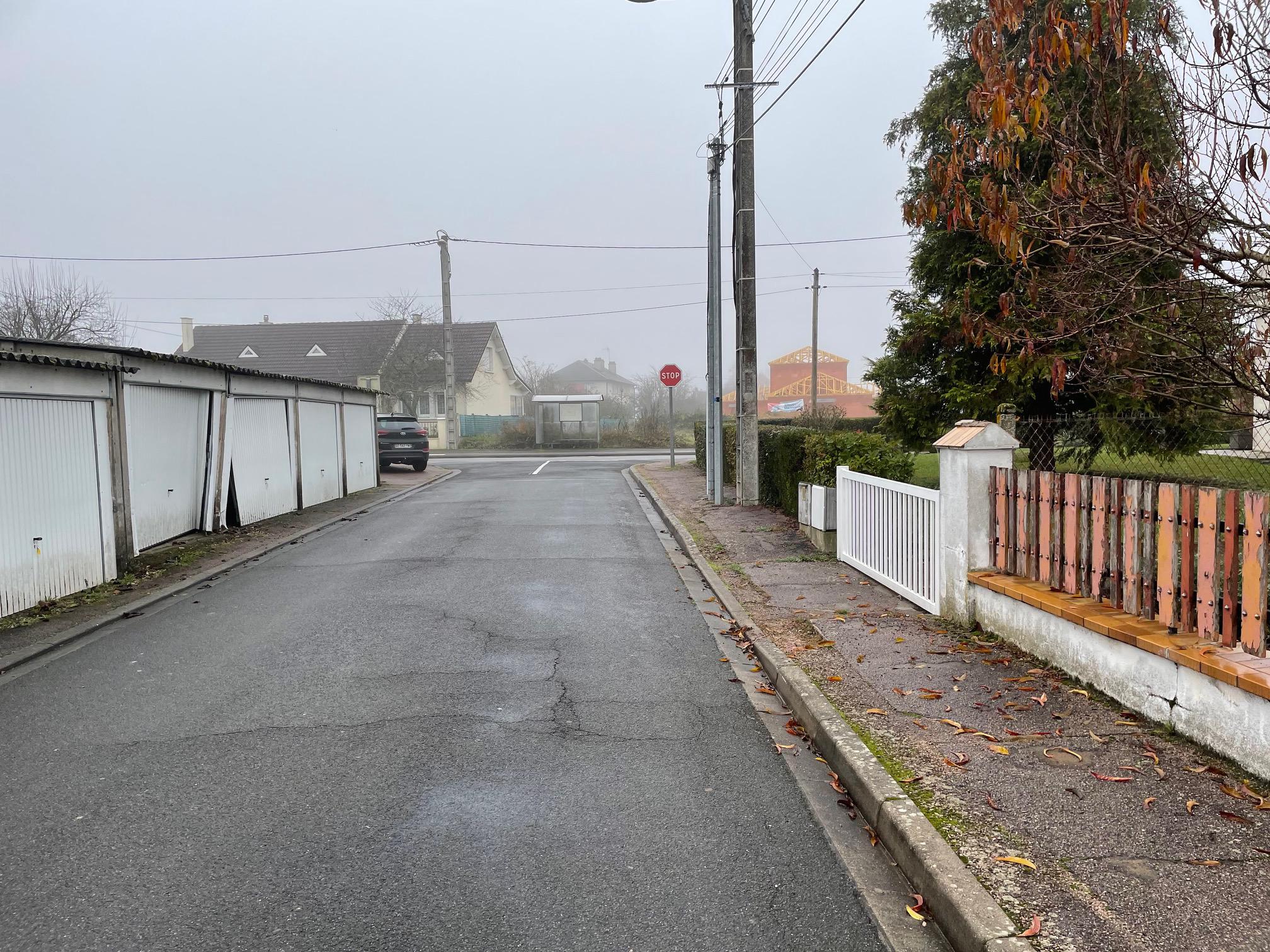 Garage / stockage à Amilly