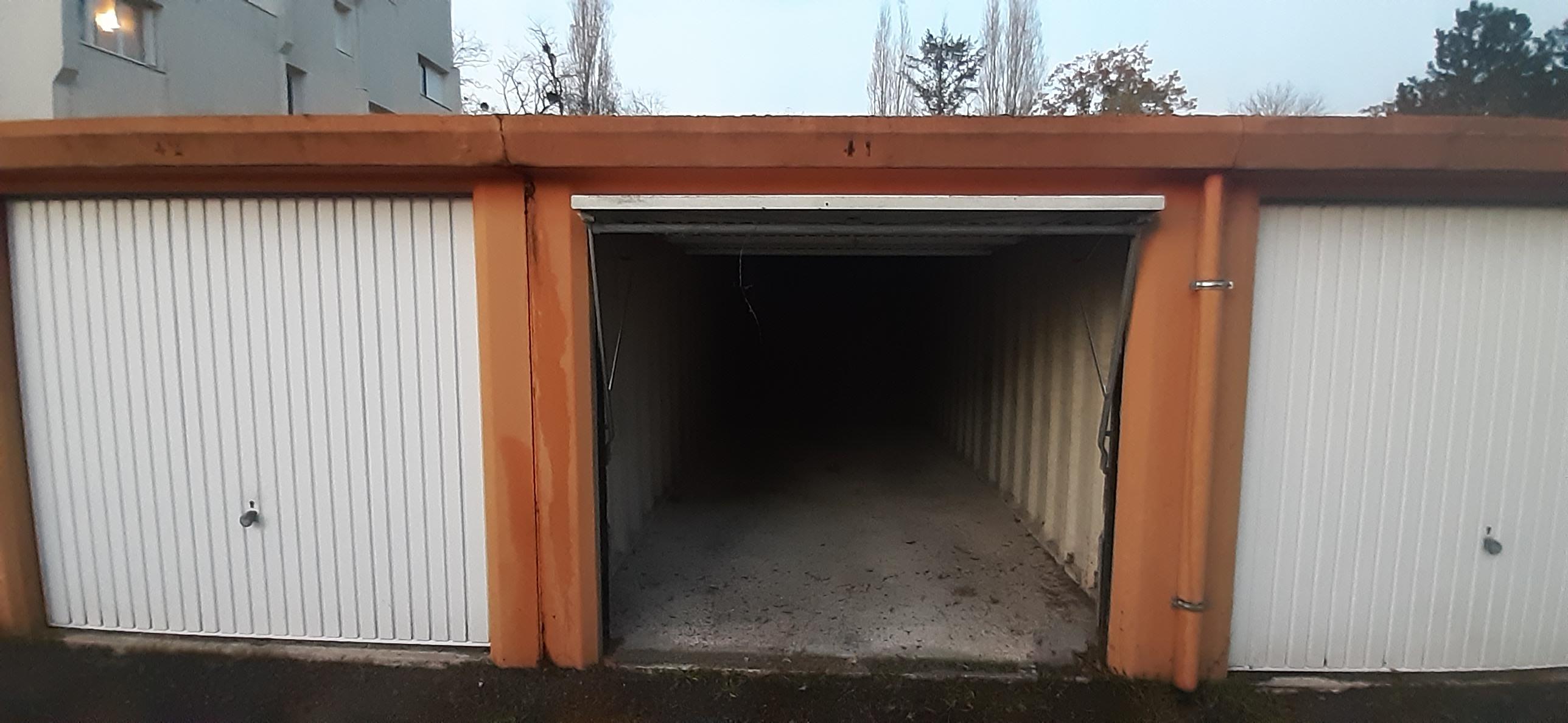 Box / Garage - 13m2