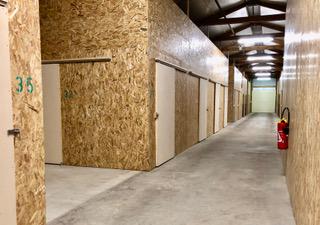 Box de stockage sécurisé de 18m2