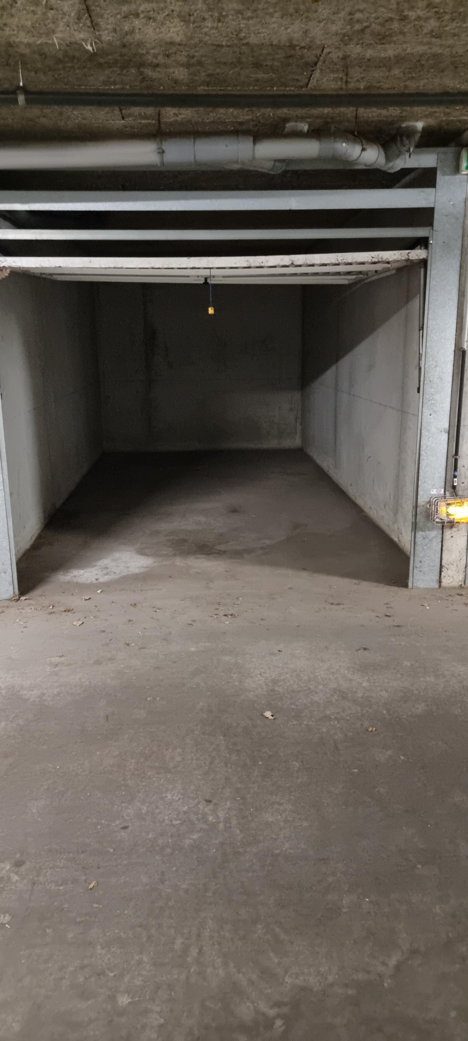 Garage à louer