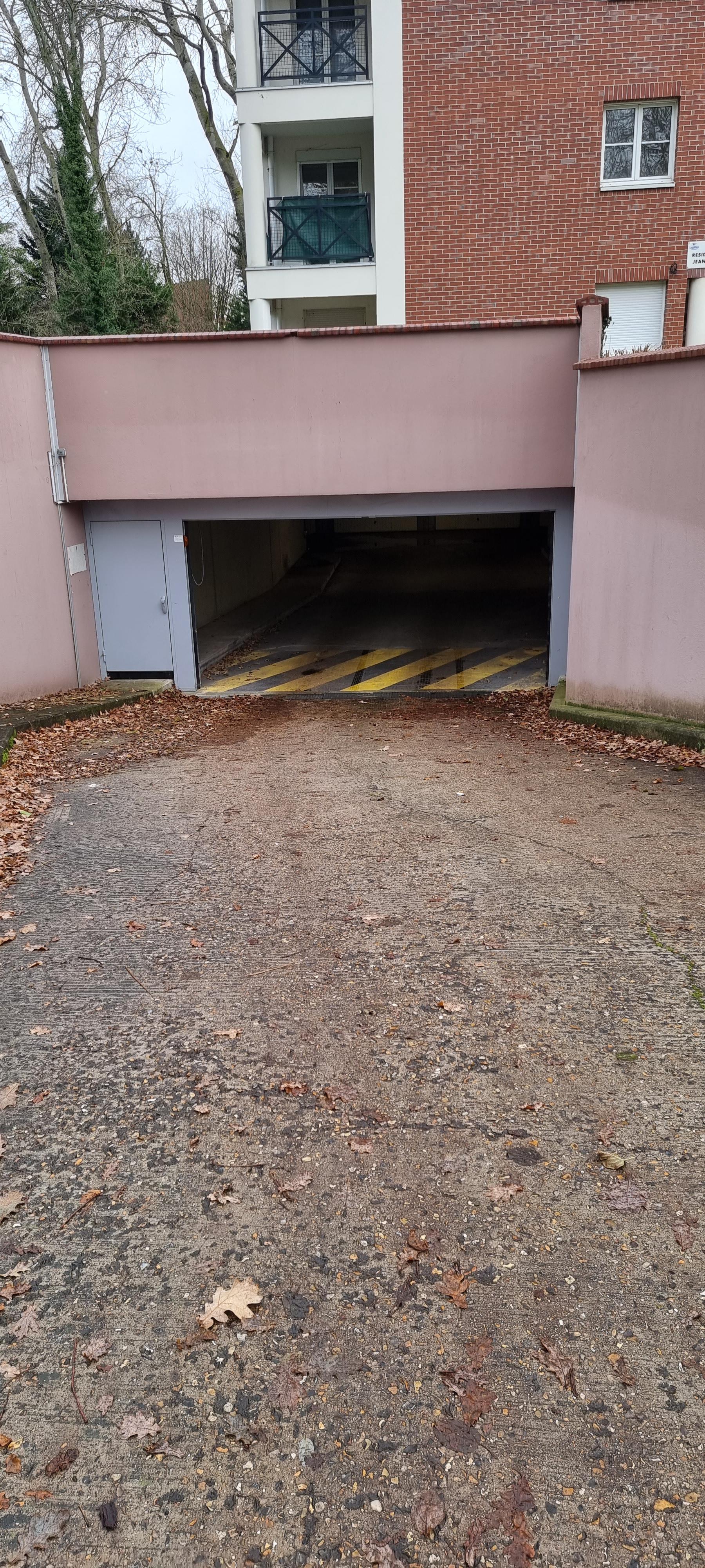 Garage à louer