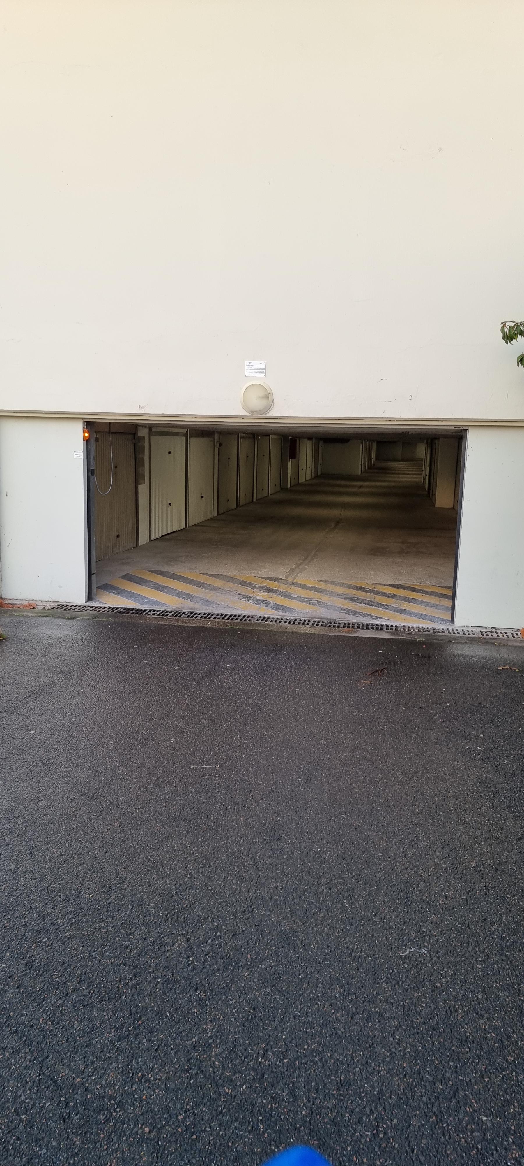 Garage à louer en sous-sol sécurisé
