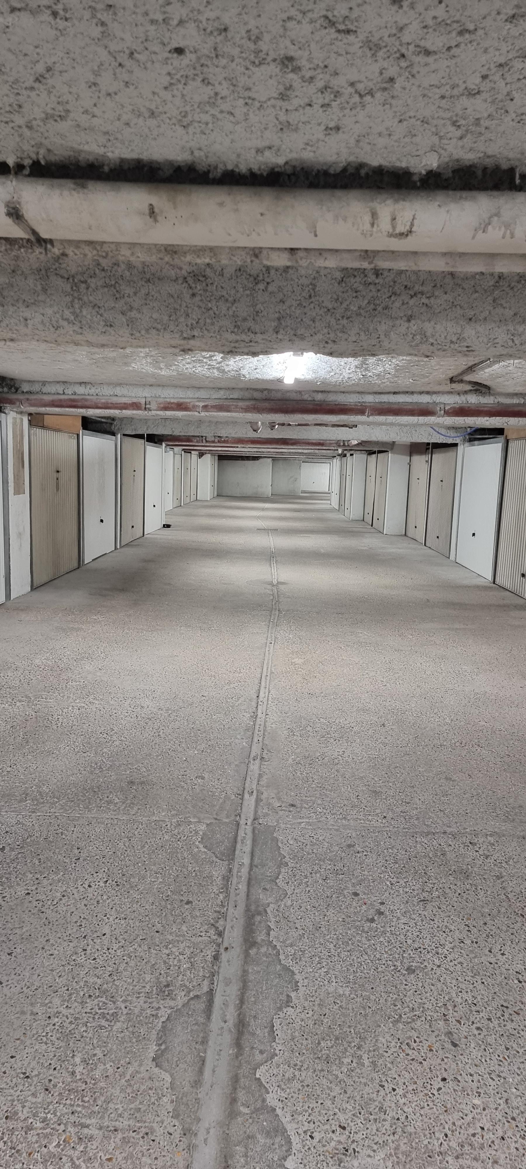 Location garage à Sartrouville en résidence