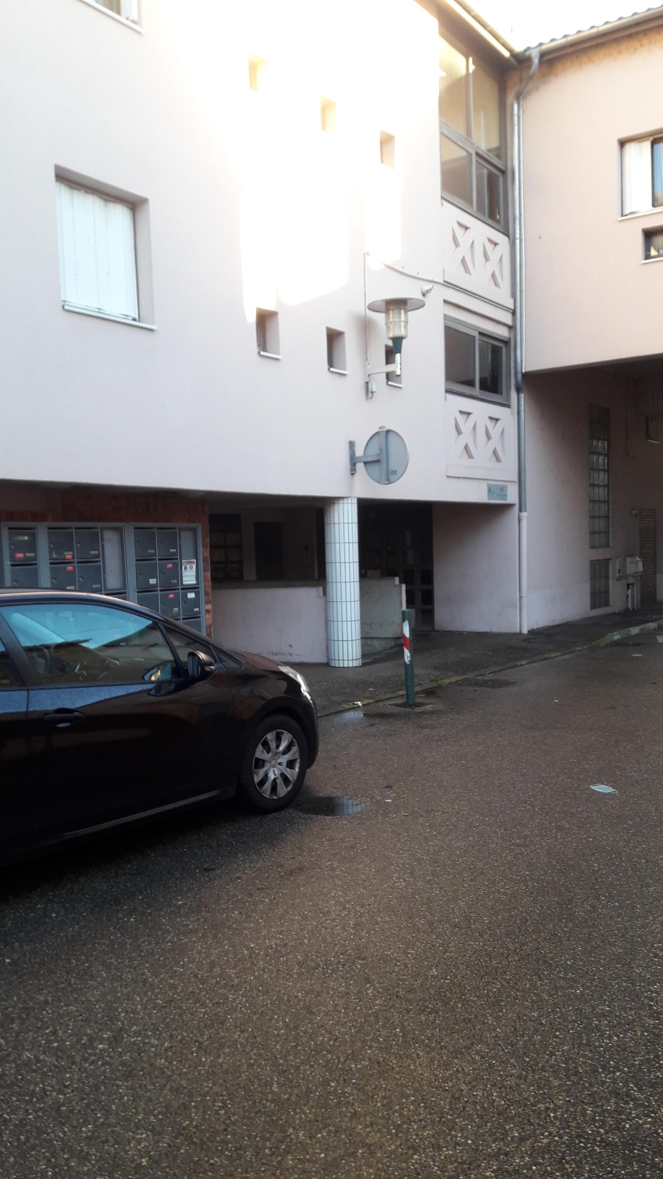 Garage à Miribel