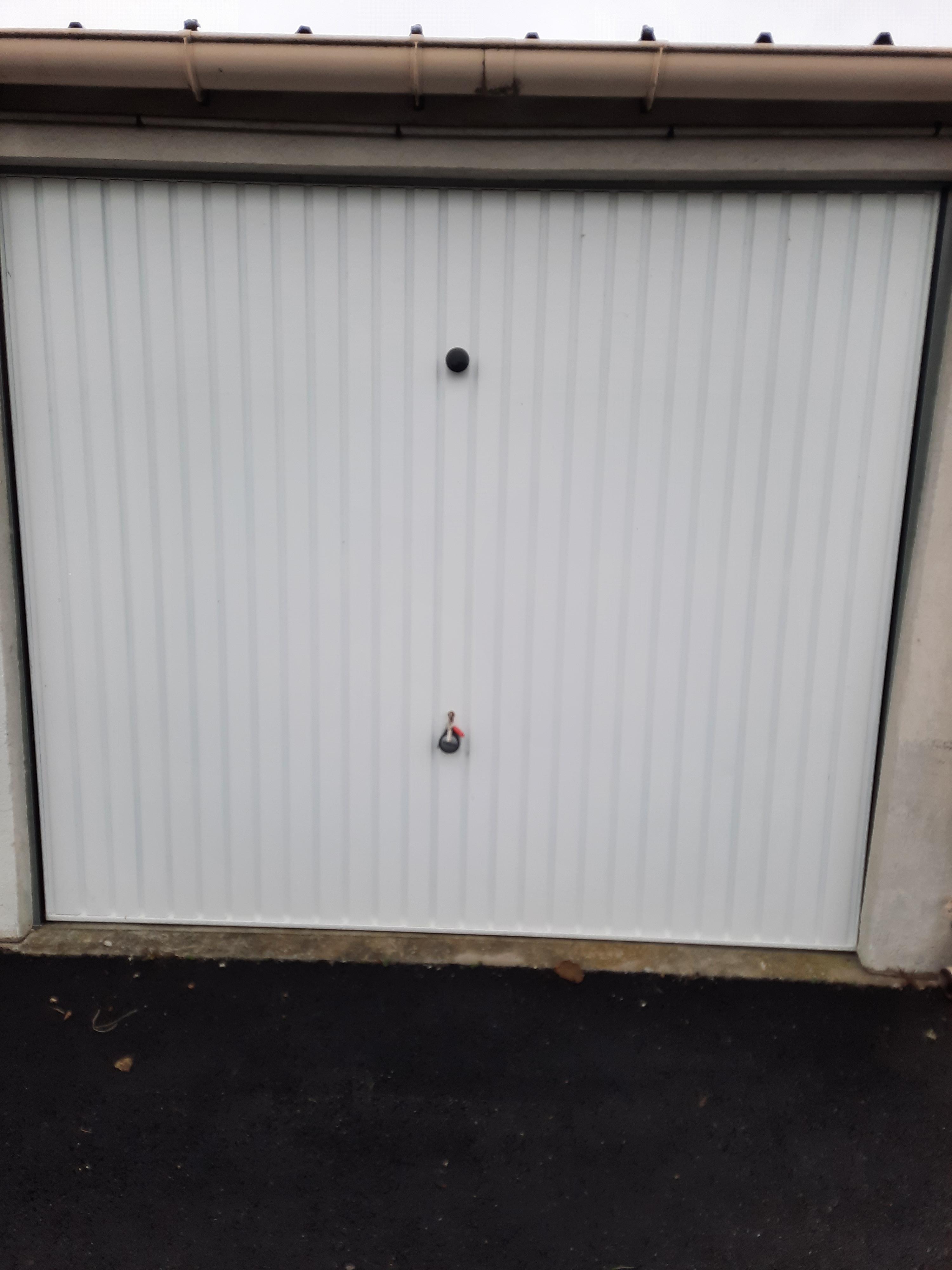 Garde meuble / garage à louer