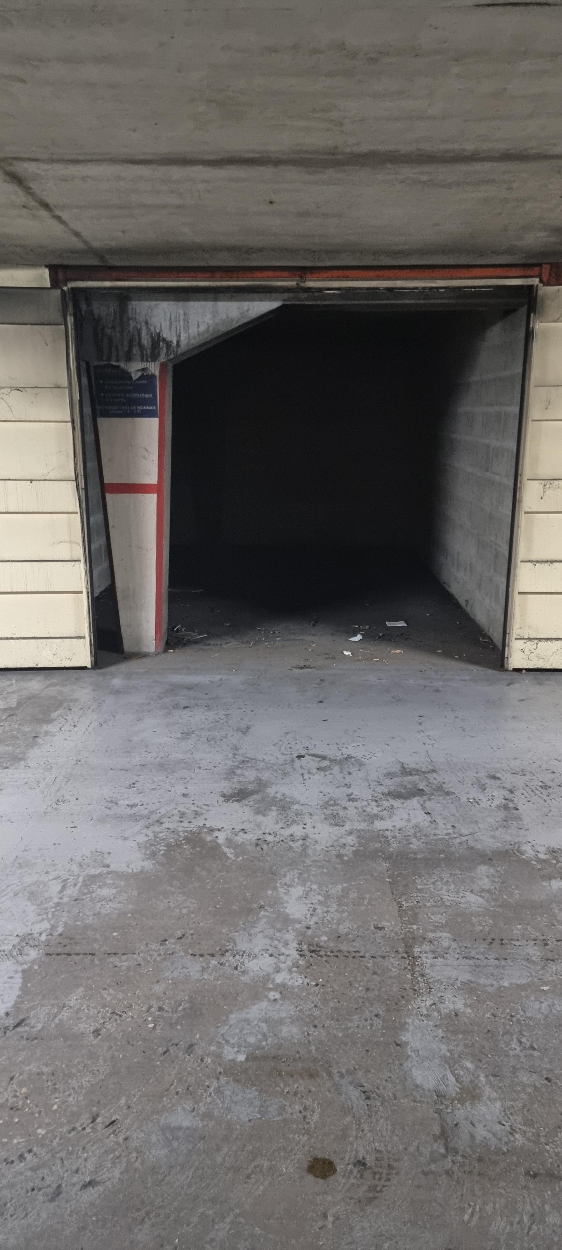 Garage sécurisé à Bobigny