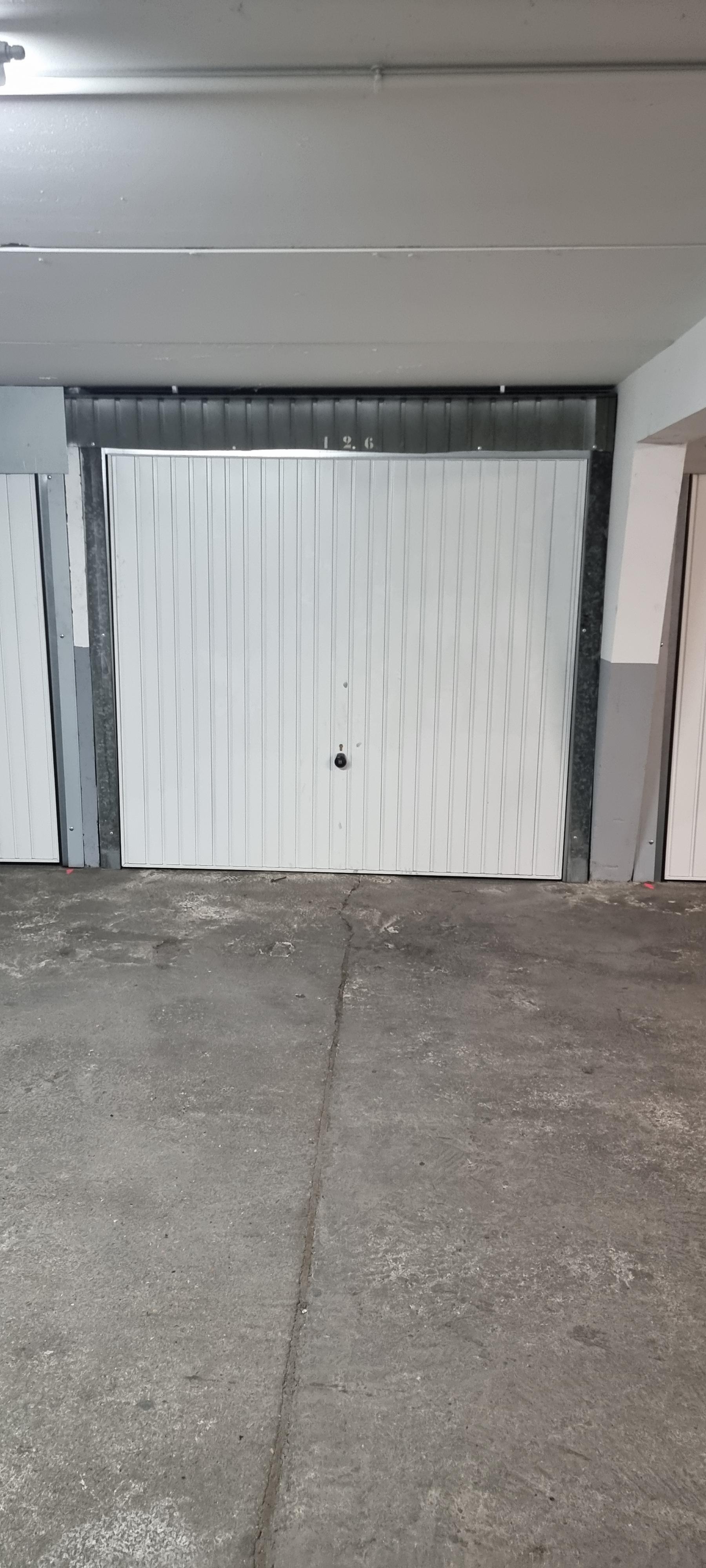 Garage en location / Parking