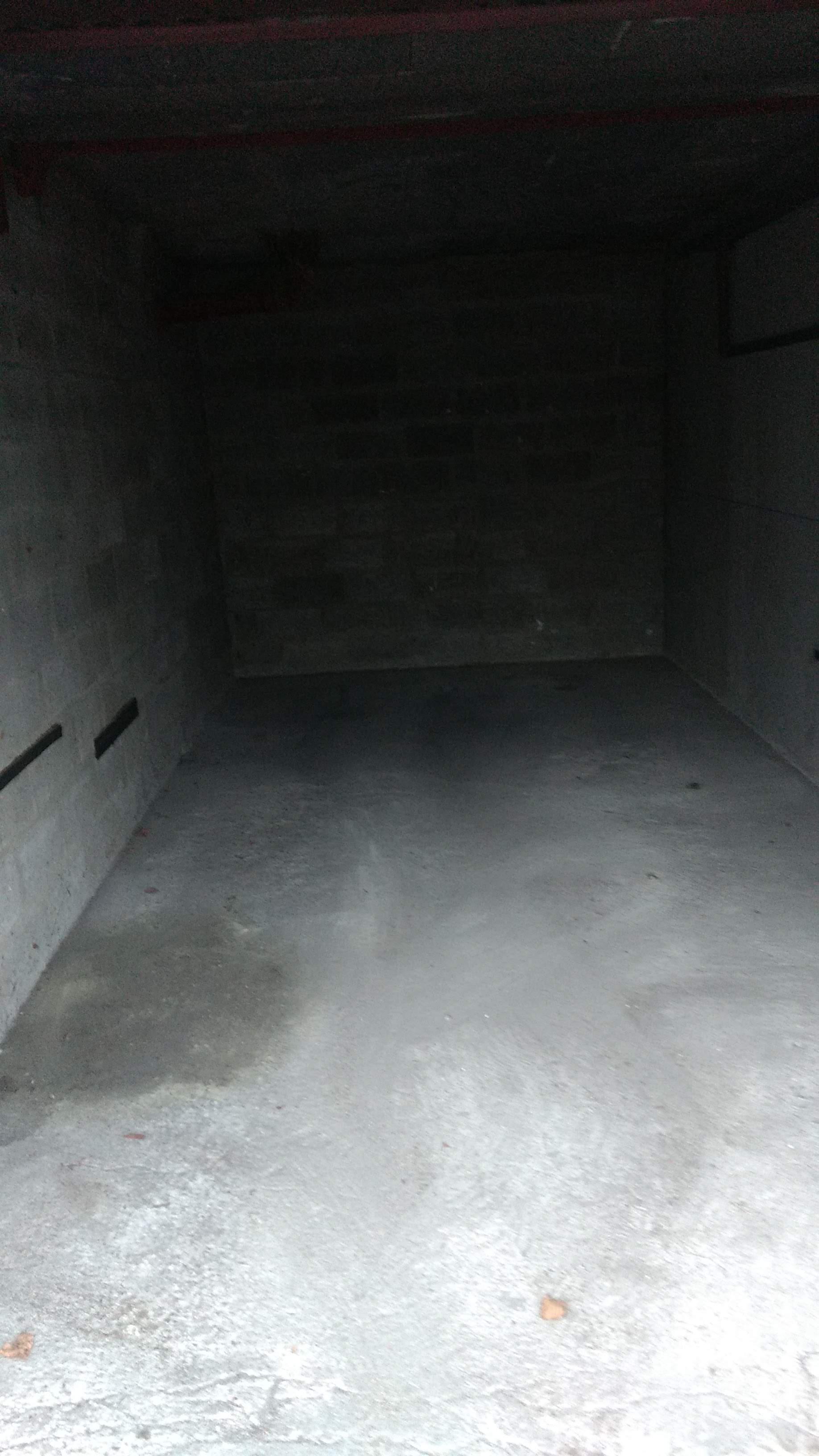 Garage fermé / Sud de Creil
