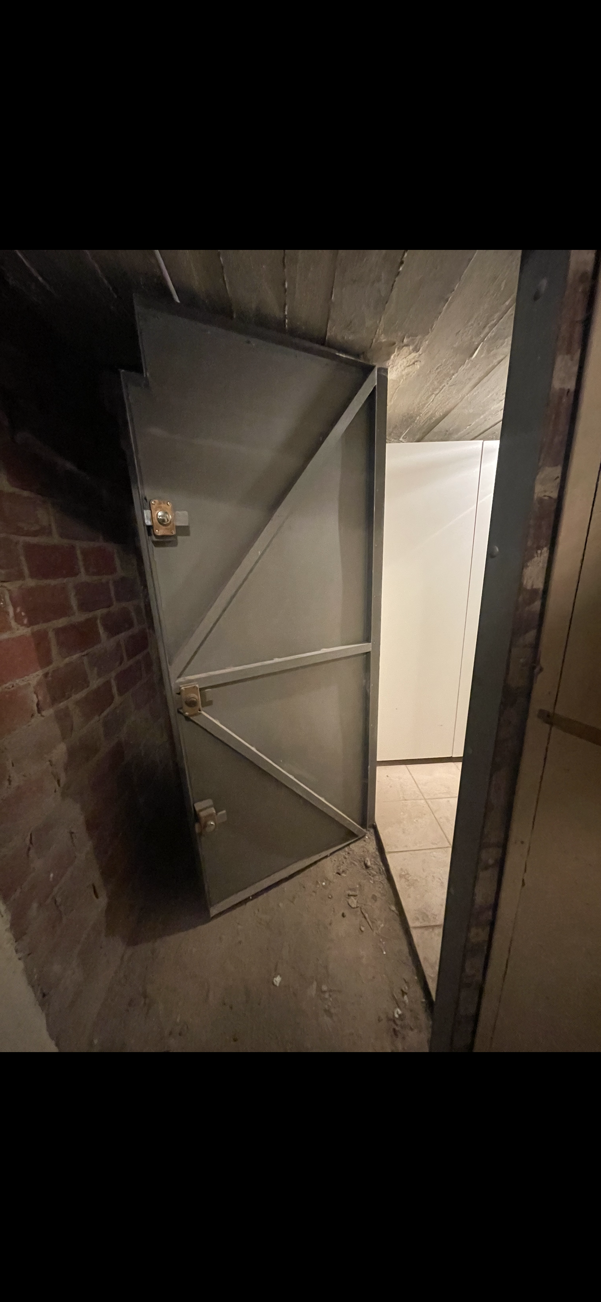 Espace de stockage ultra sécurisé 4m2 boulevard Exelmans