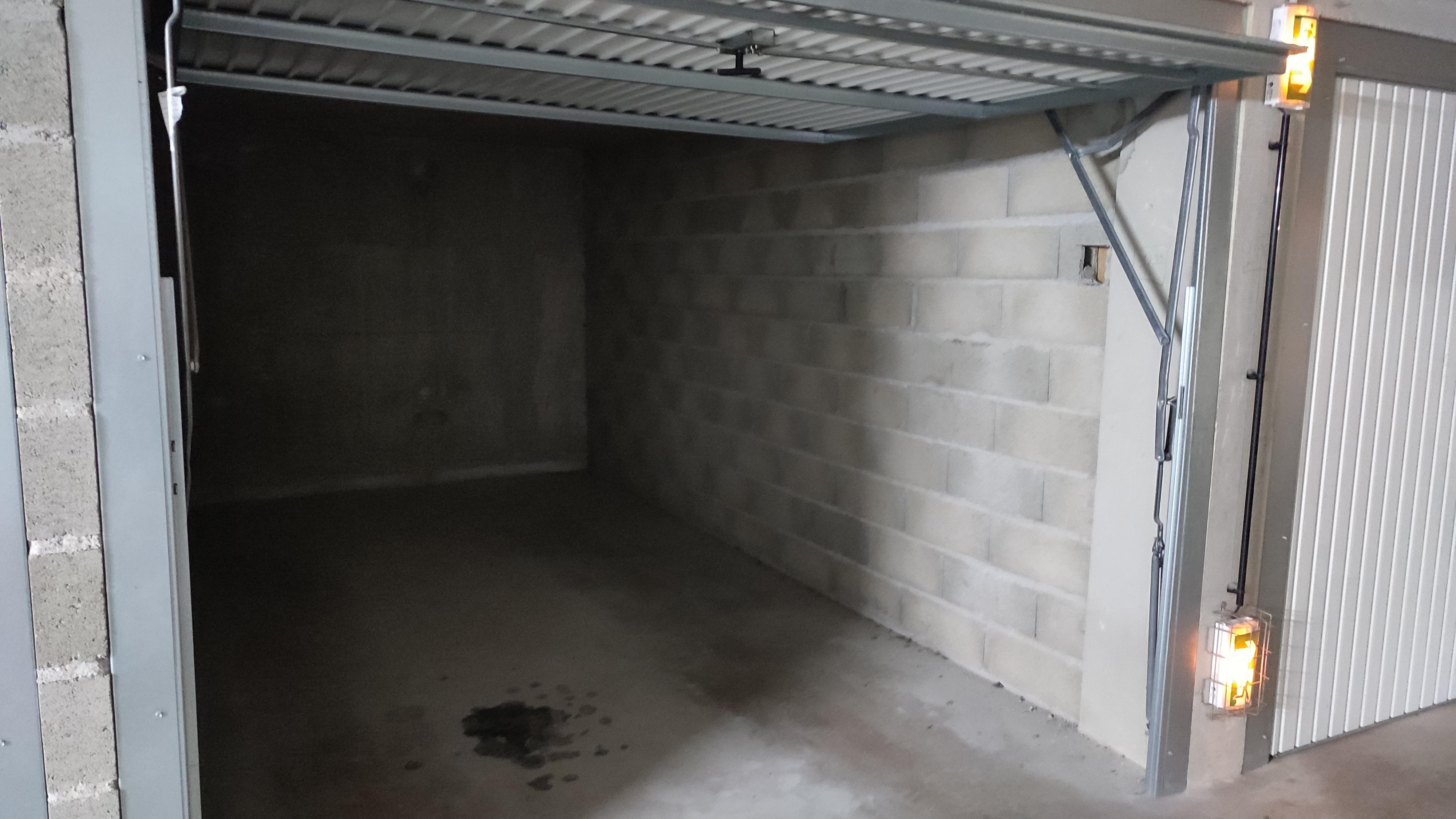 Garage à louer proche mairie