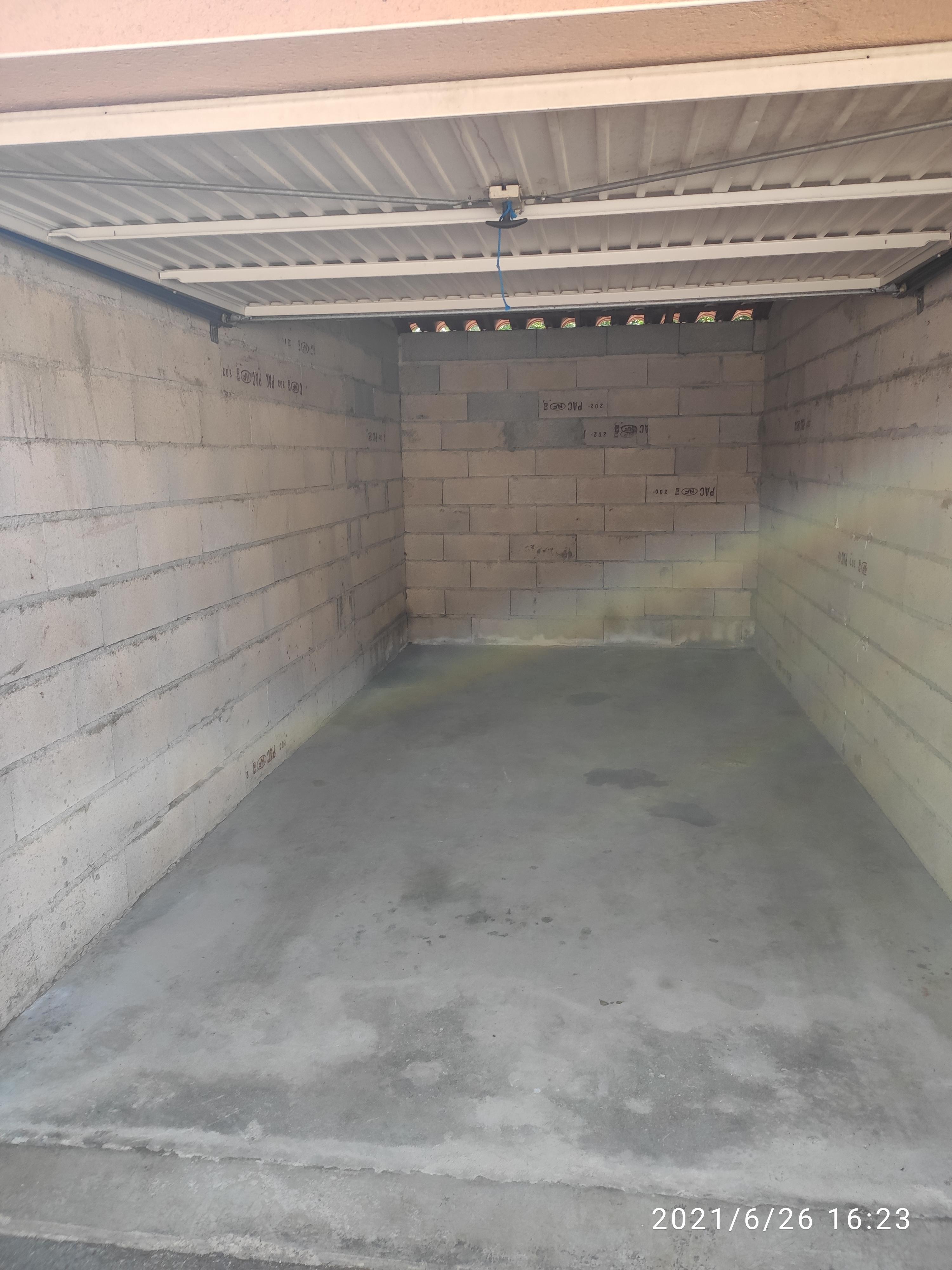 Location garage fermé à Toulouse 14 m2