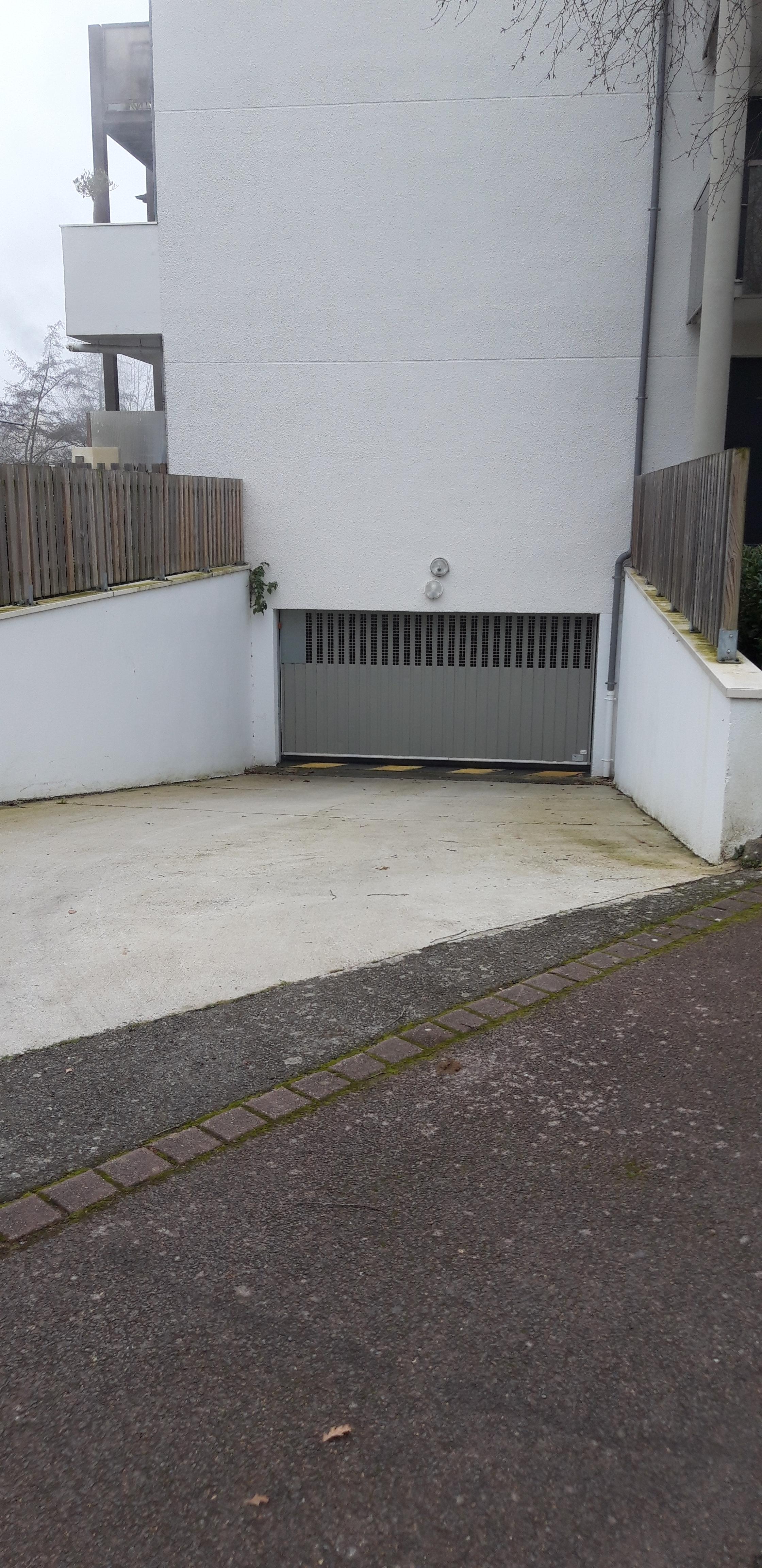 Location garage en sous sol