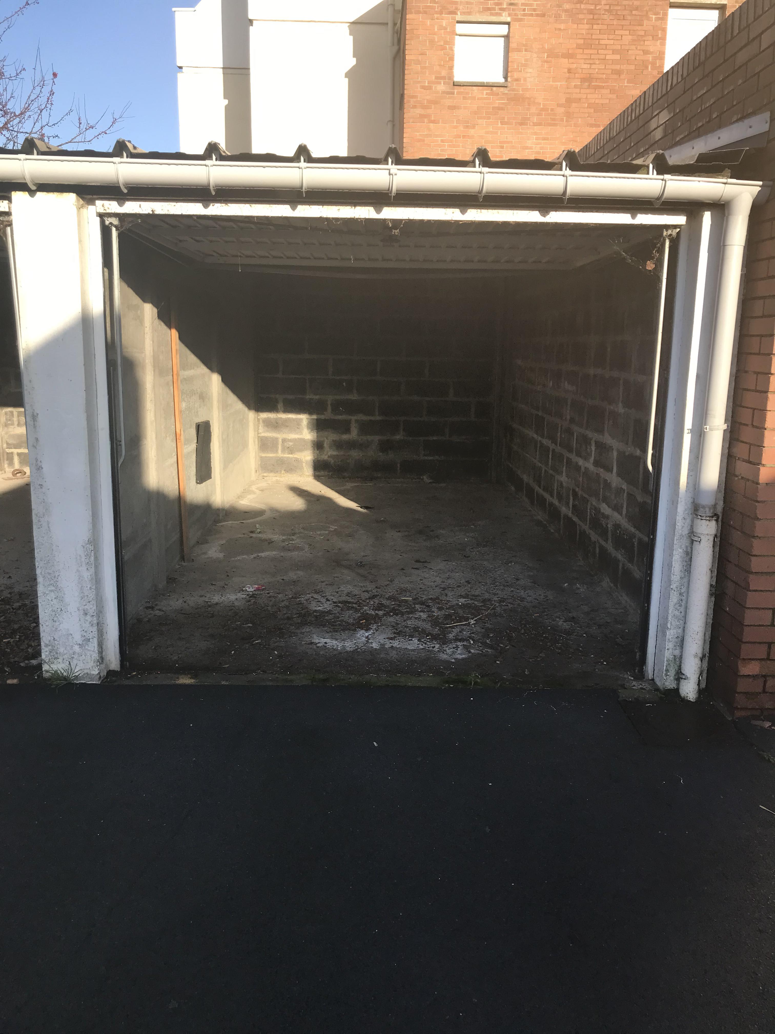 Garde meuble / Garage à louer