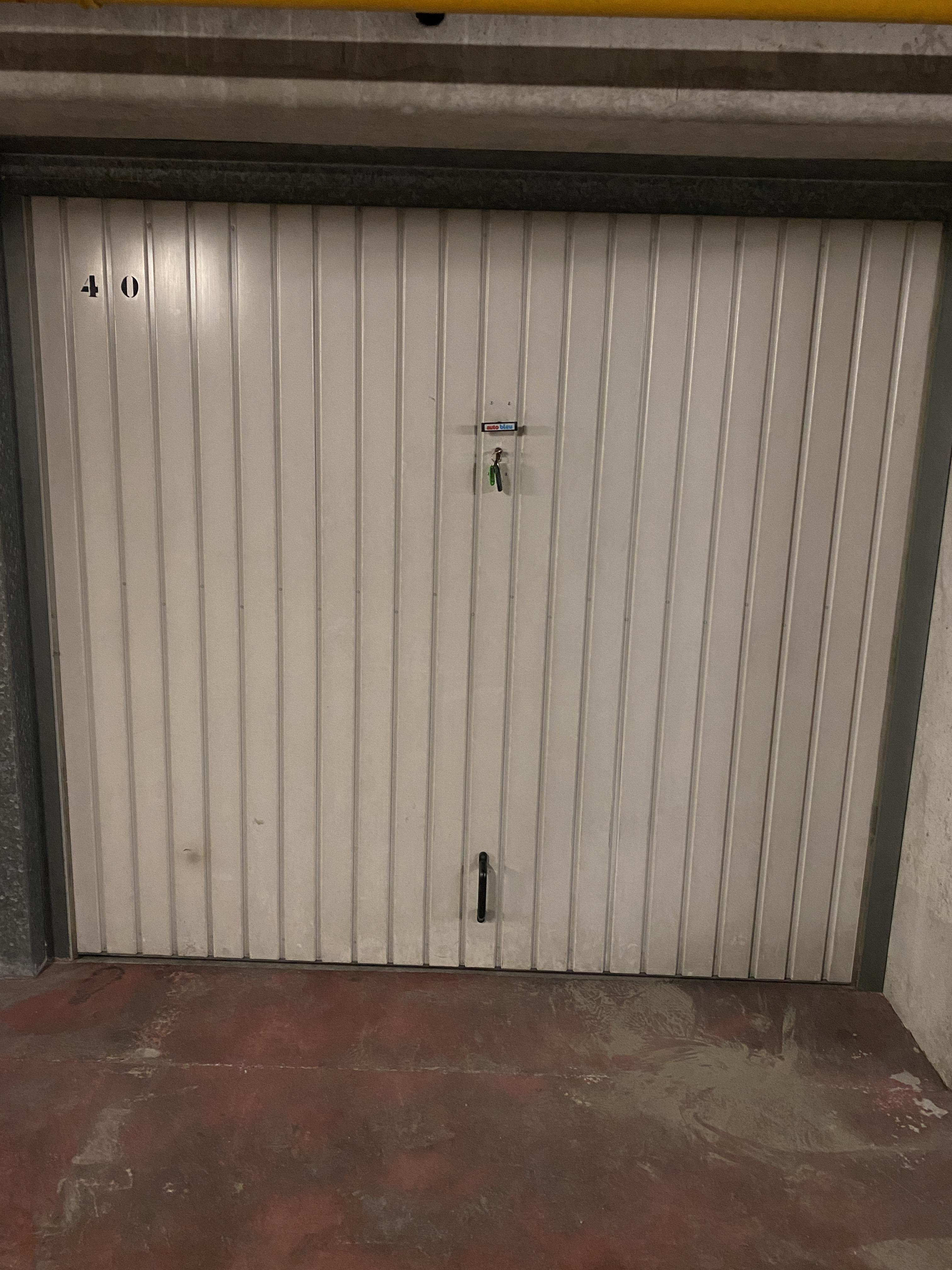 à louer garage en sous sol