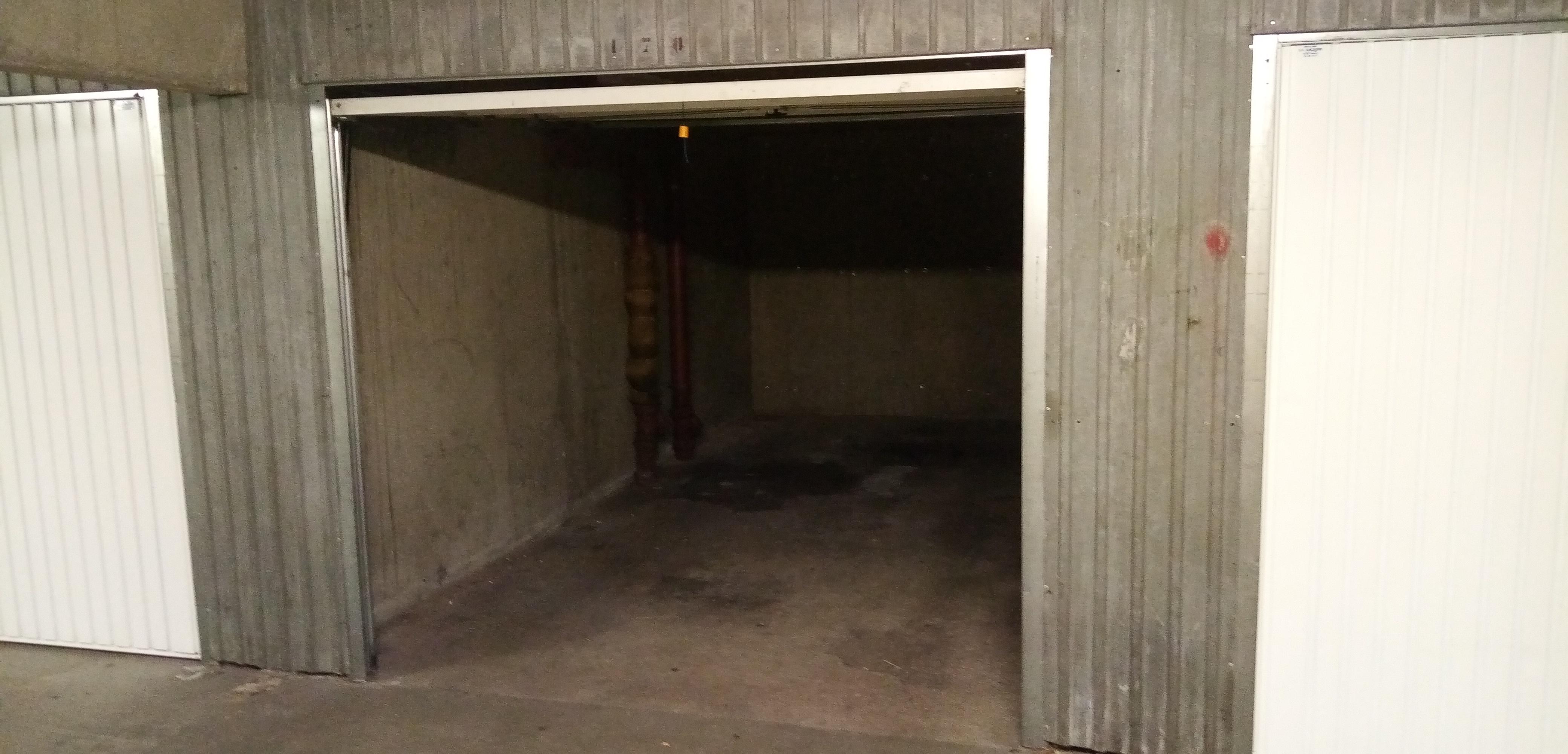 Location garage fermé 14m²