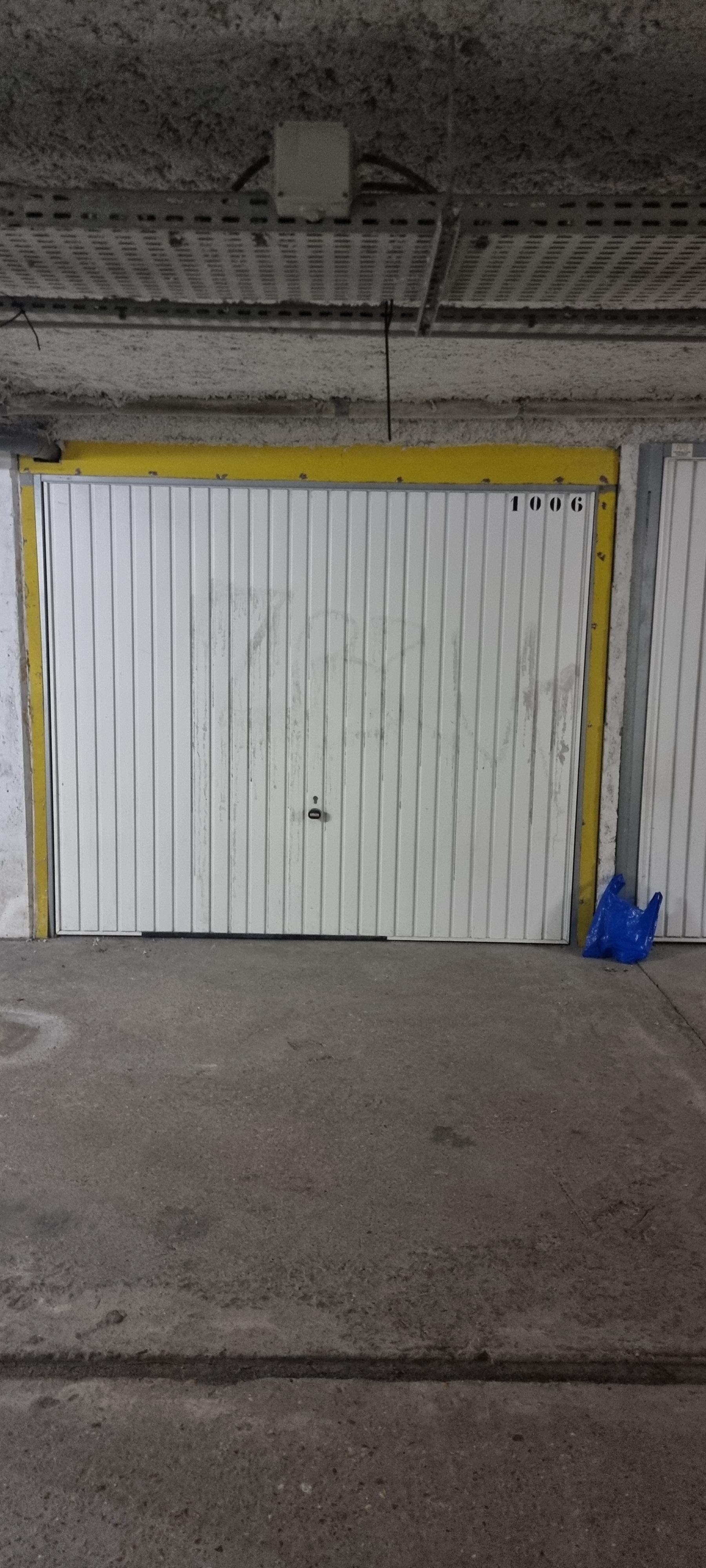 Location garage fermé - Box