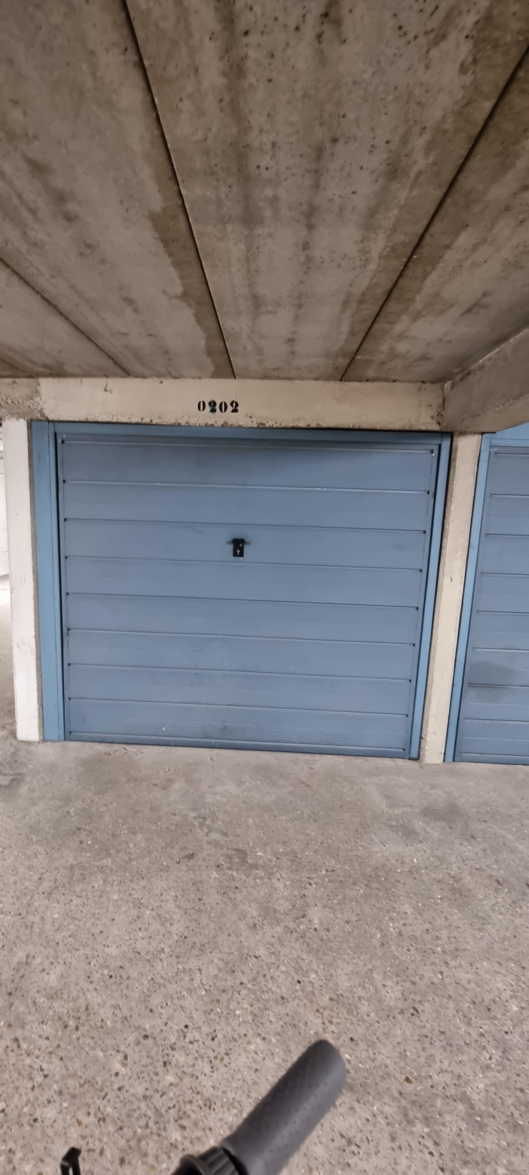 Box - parking - 12m²