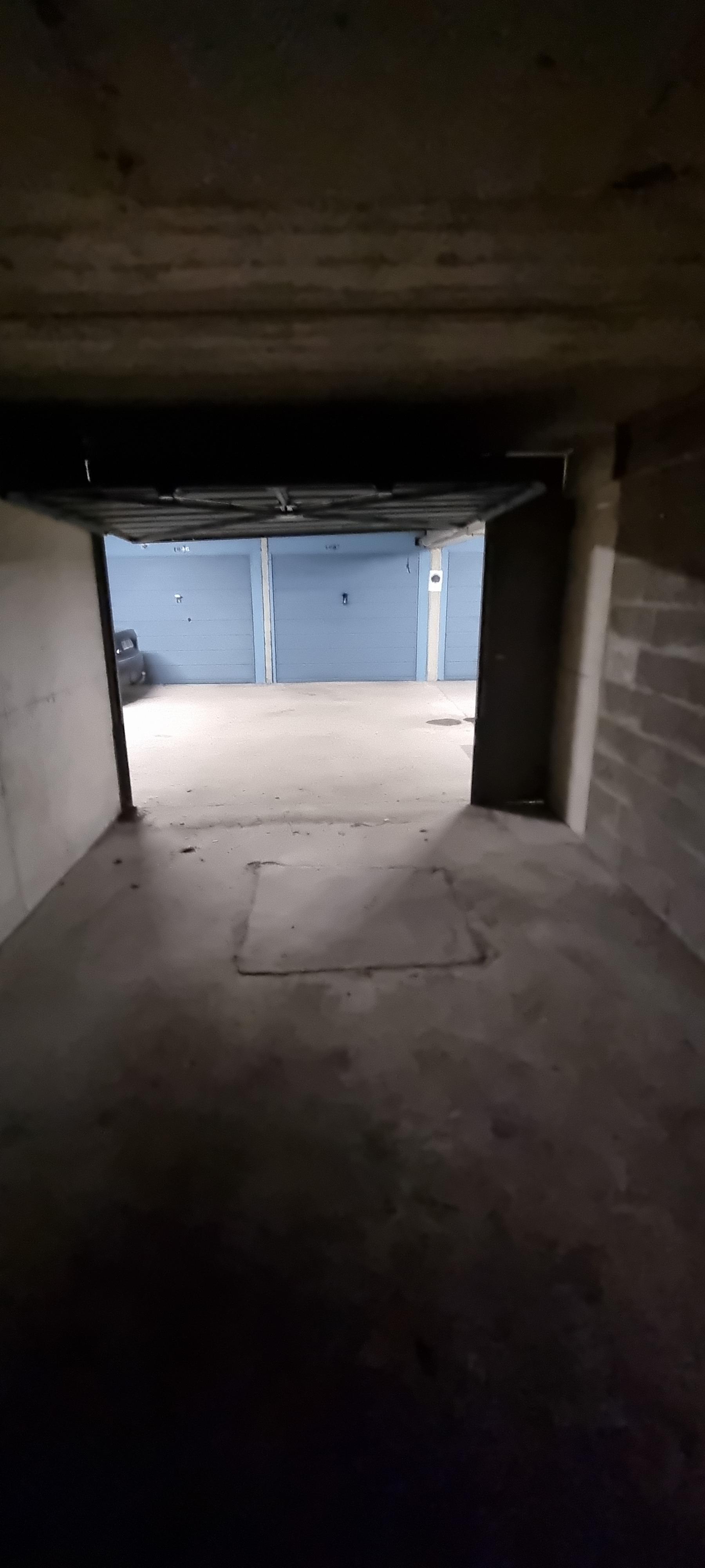 Location / garage privé / Le Vésinet /