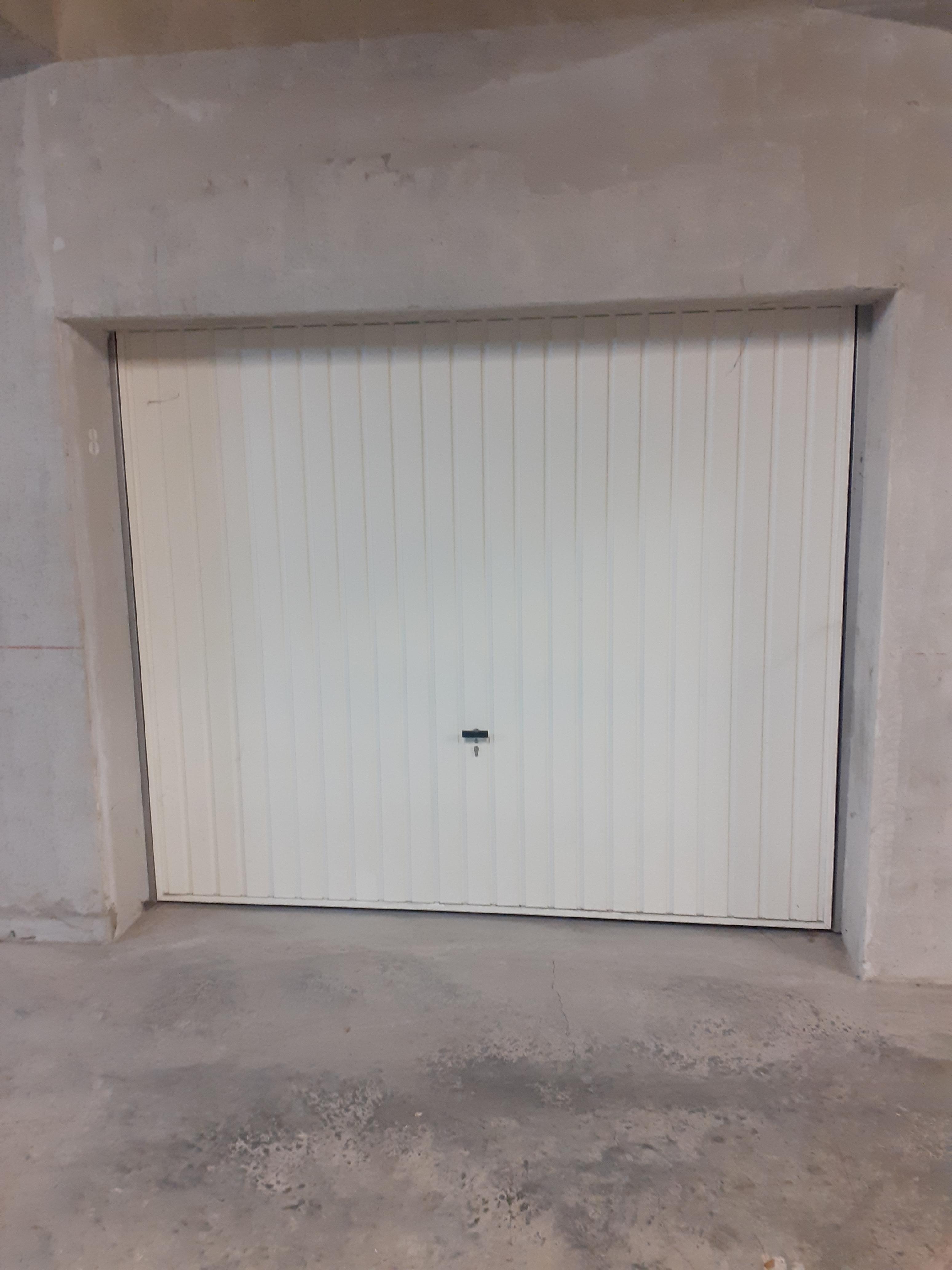 En location box - Bourgoin-Jallieu