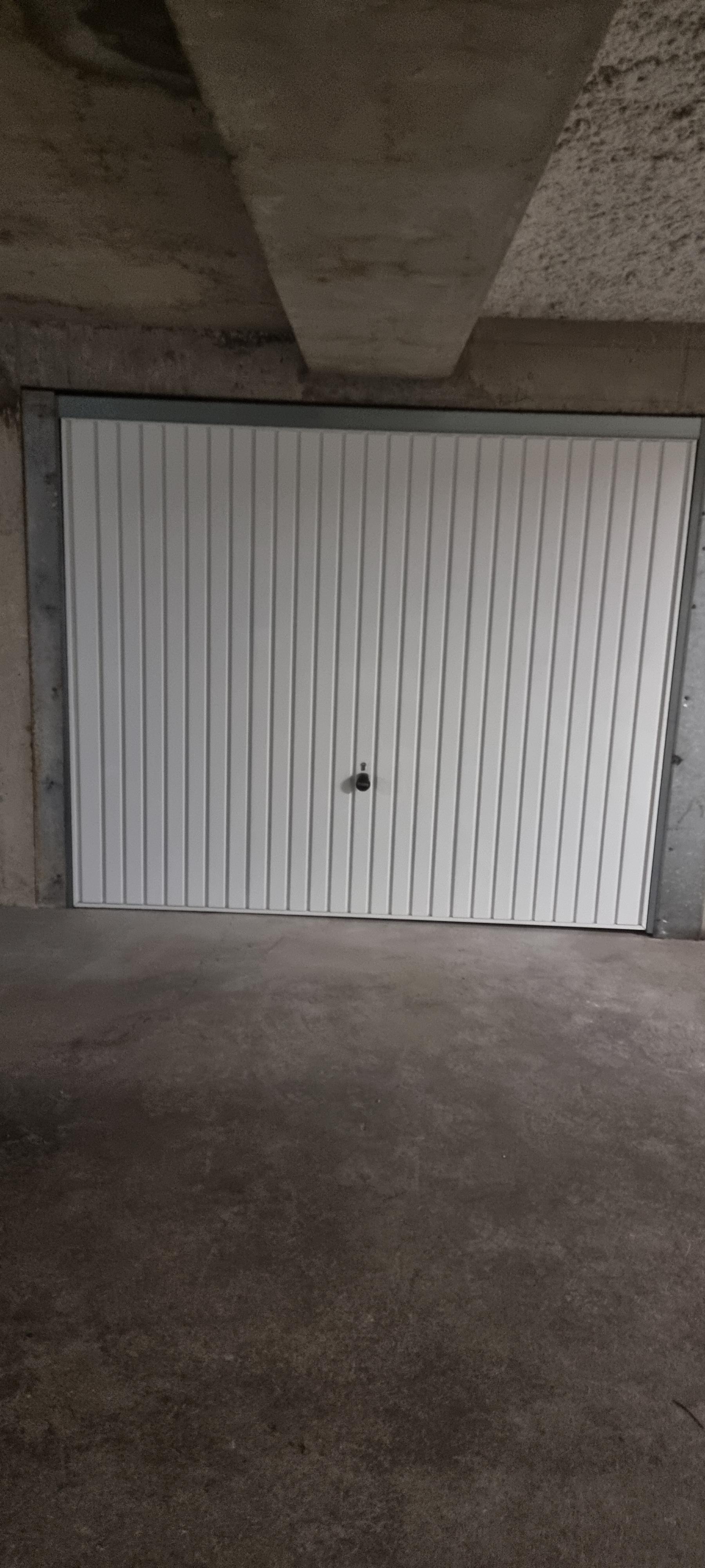 Garage fermé - Fontenay sous Bois