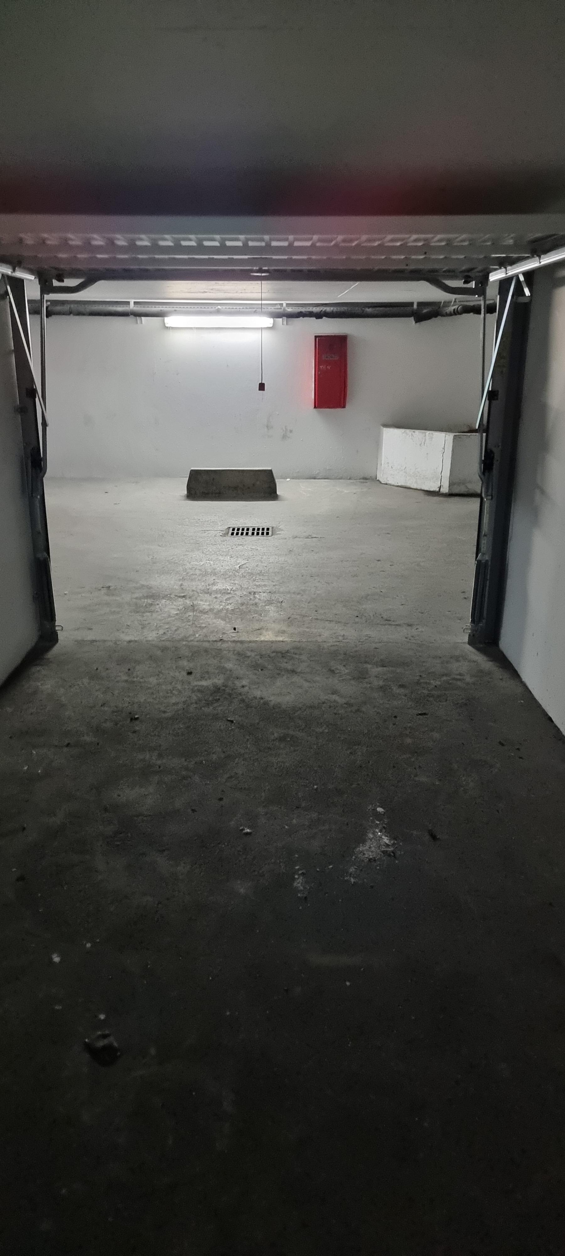 À louer Garage fermé - Cormeilles-en-Parisis