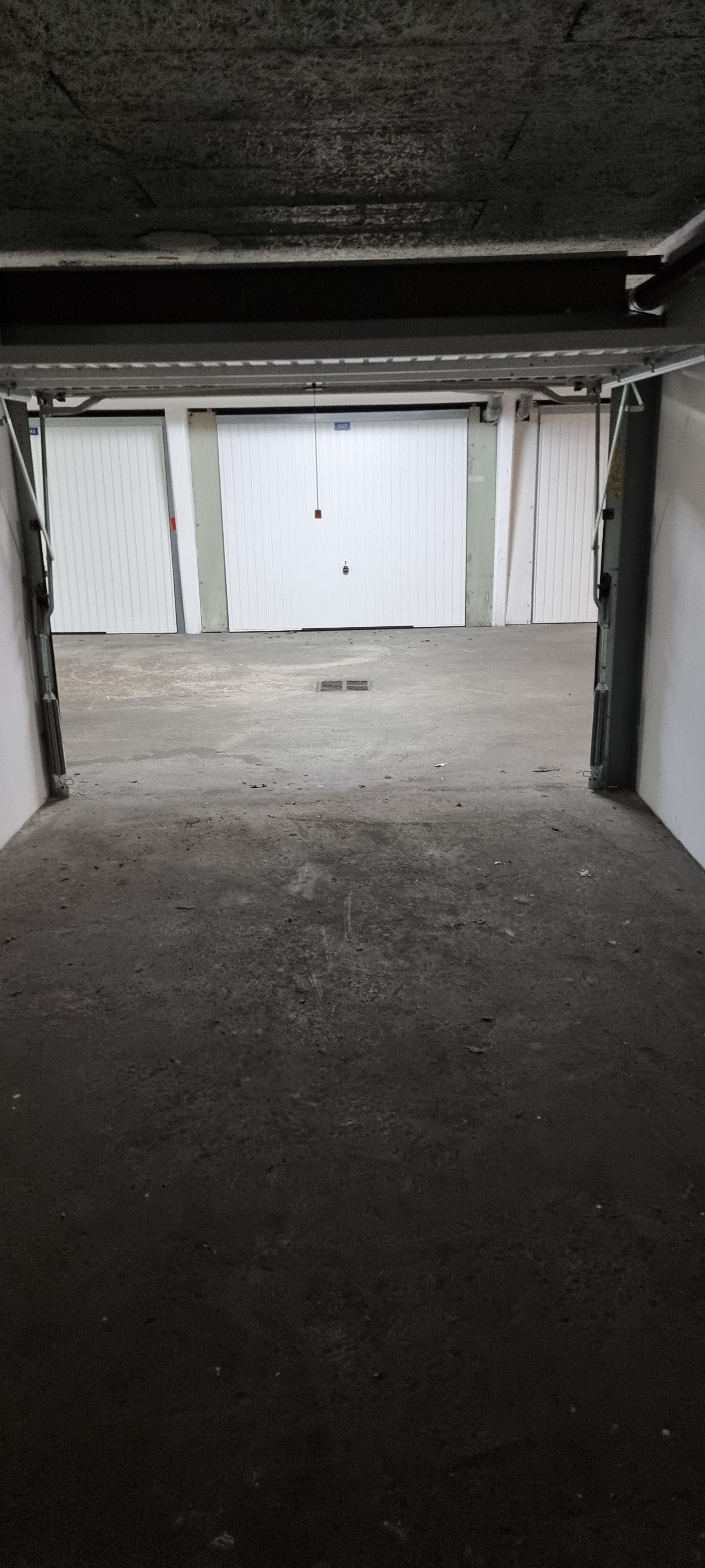 Location - garage fermé - Cormeilles-en-Parisis