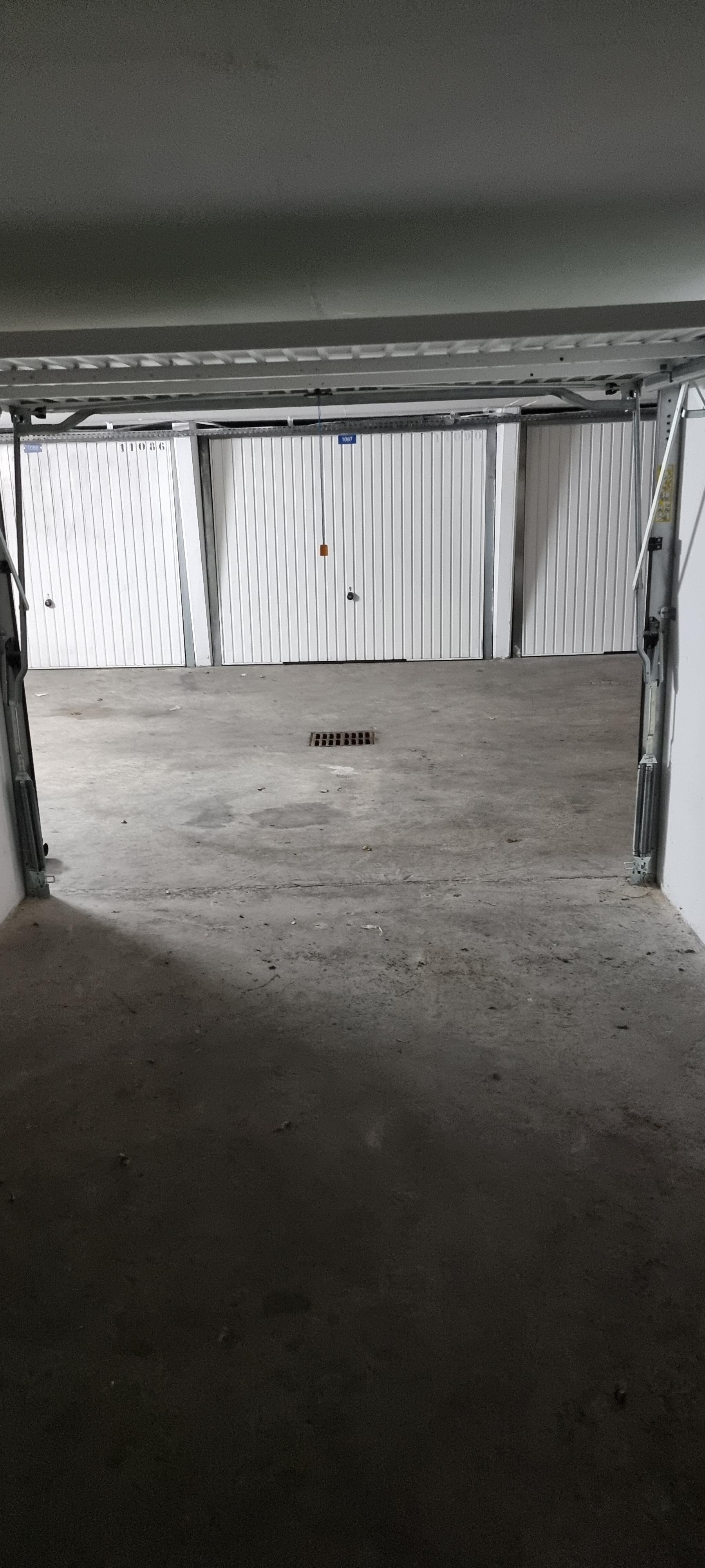 Box en location - 12m² - Cormeilles-en-Parisis
