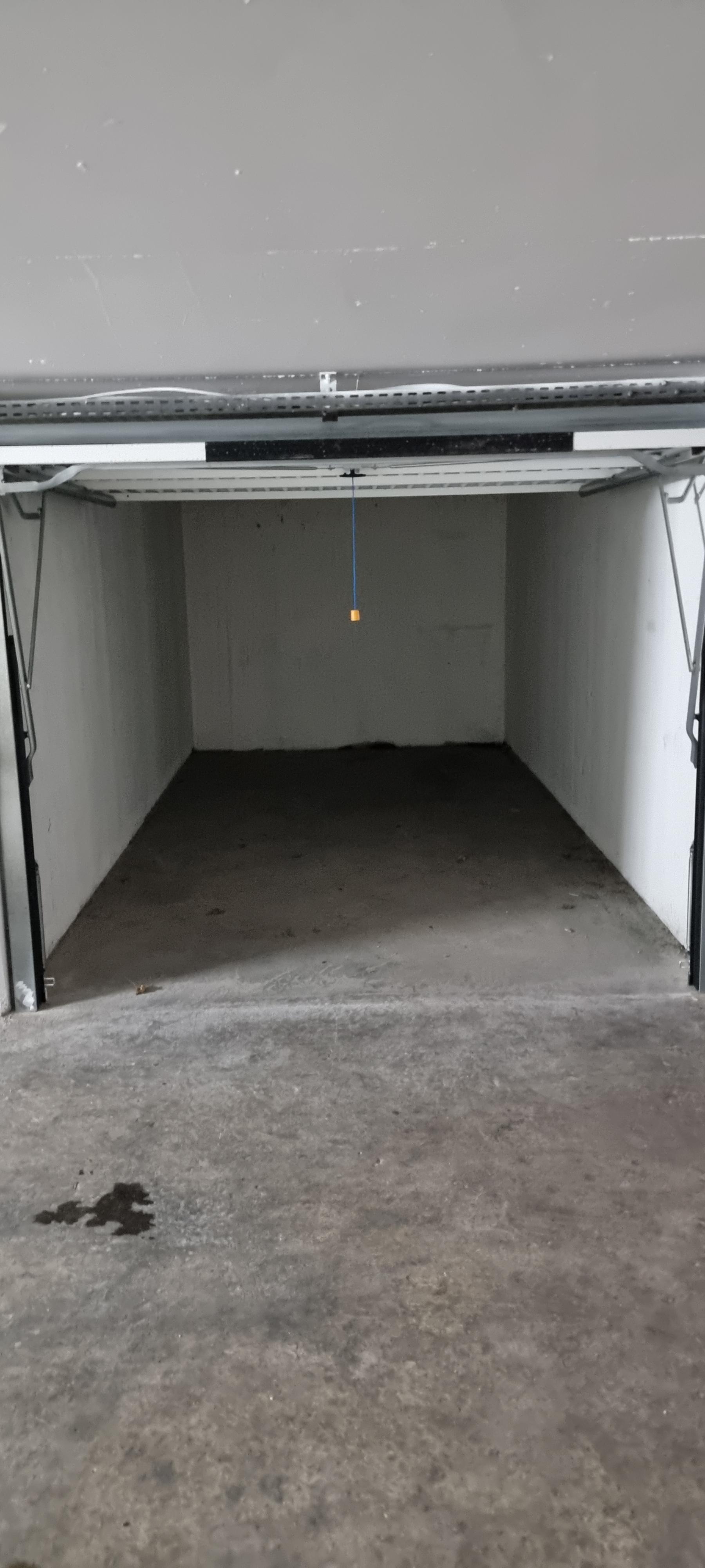 Garage fermé - parking - Cormeilles-en-Parisis