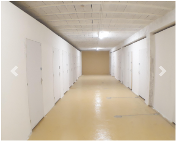 Box/ Garde meuble/moto de 3m² - centre