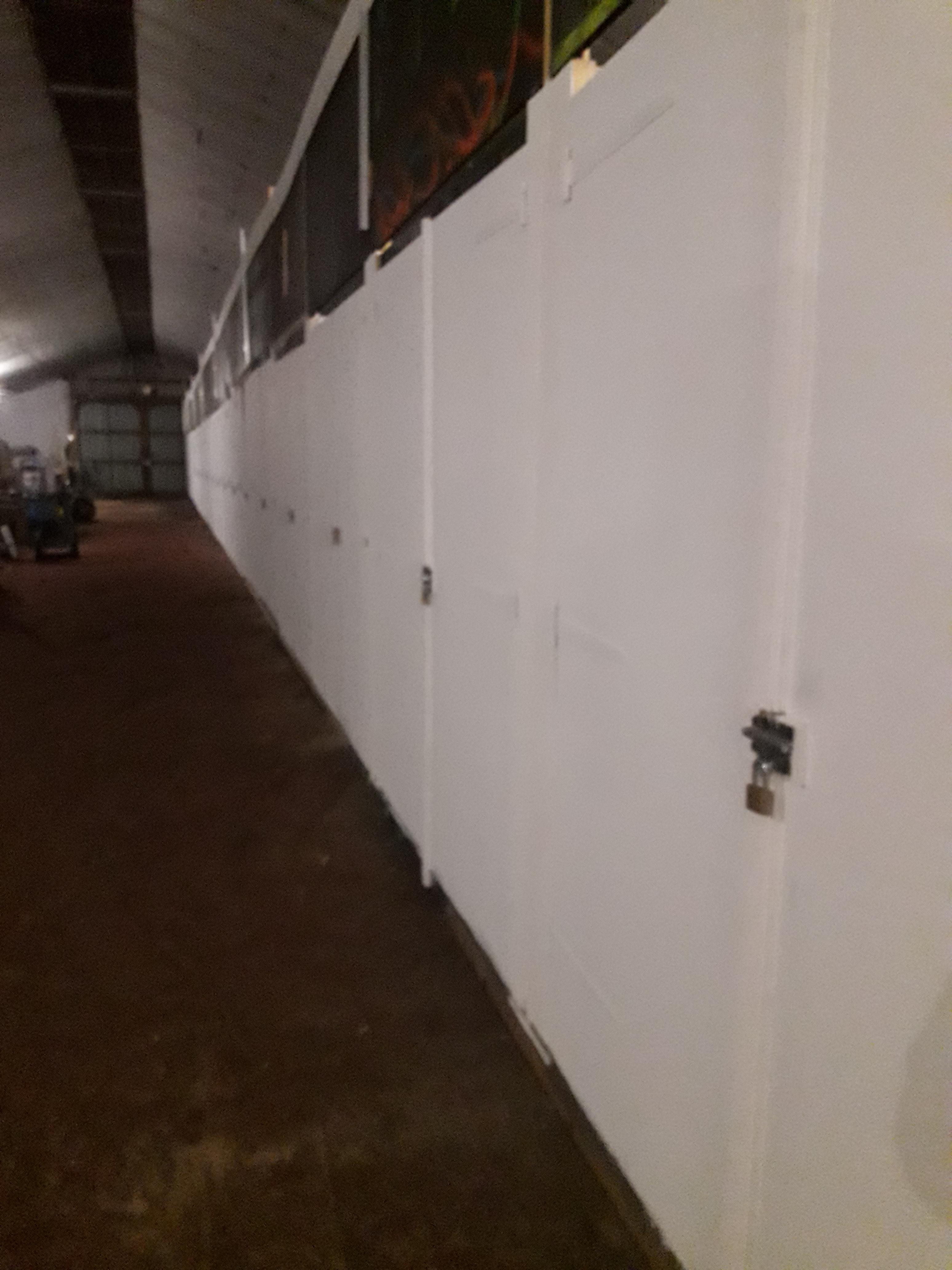 Box de stockage n°2 de 12m2 sécurisé -