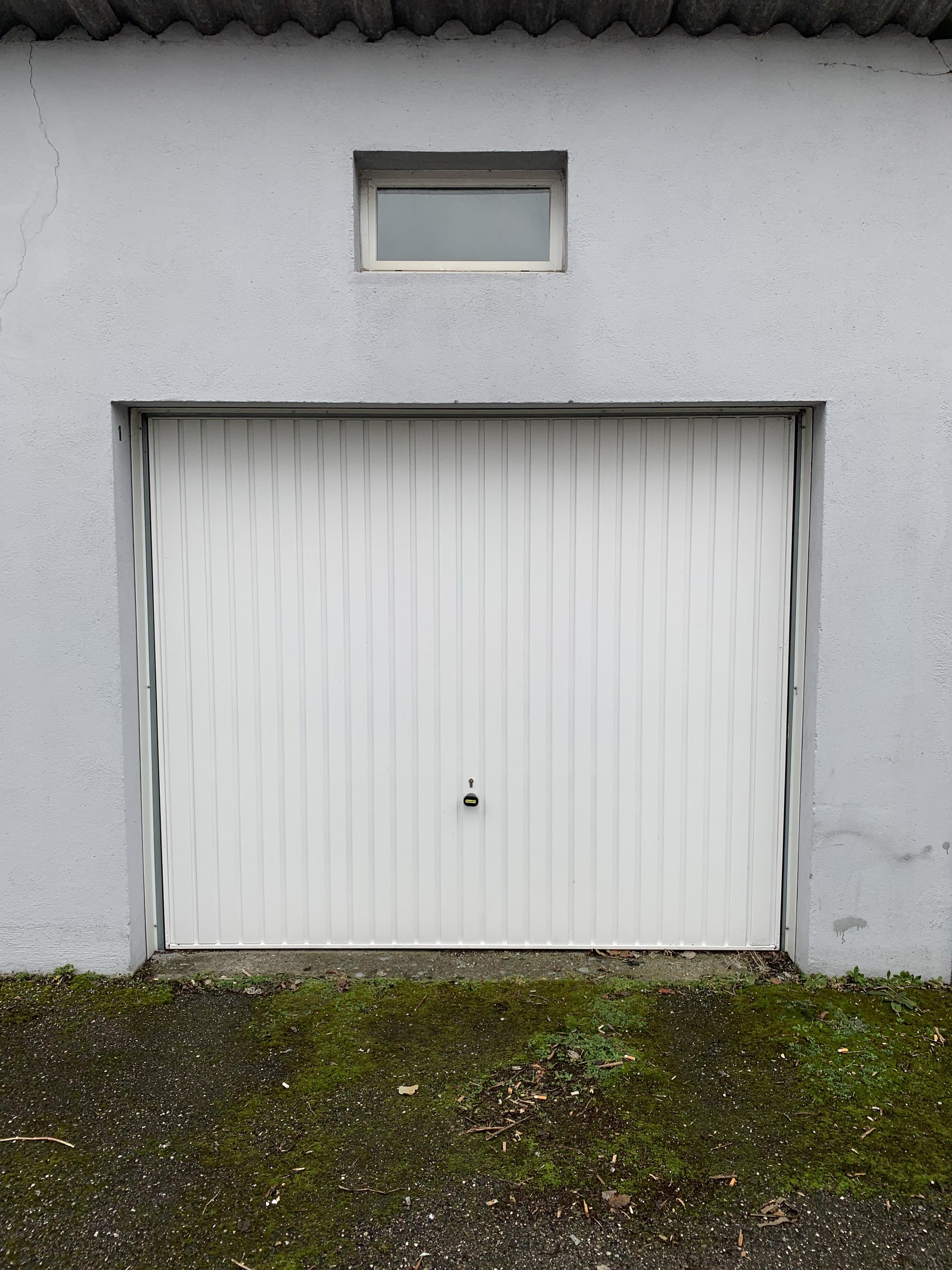 Box de stockage sécurisé 14m²