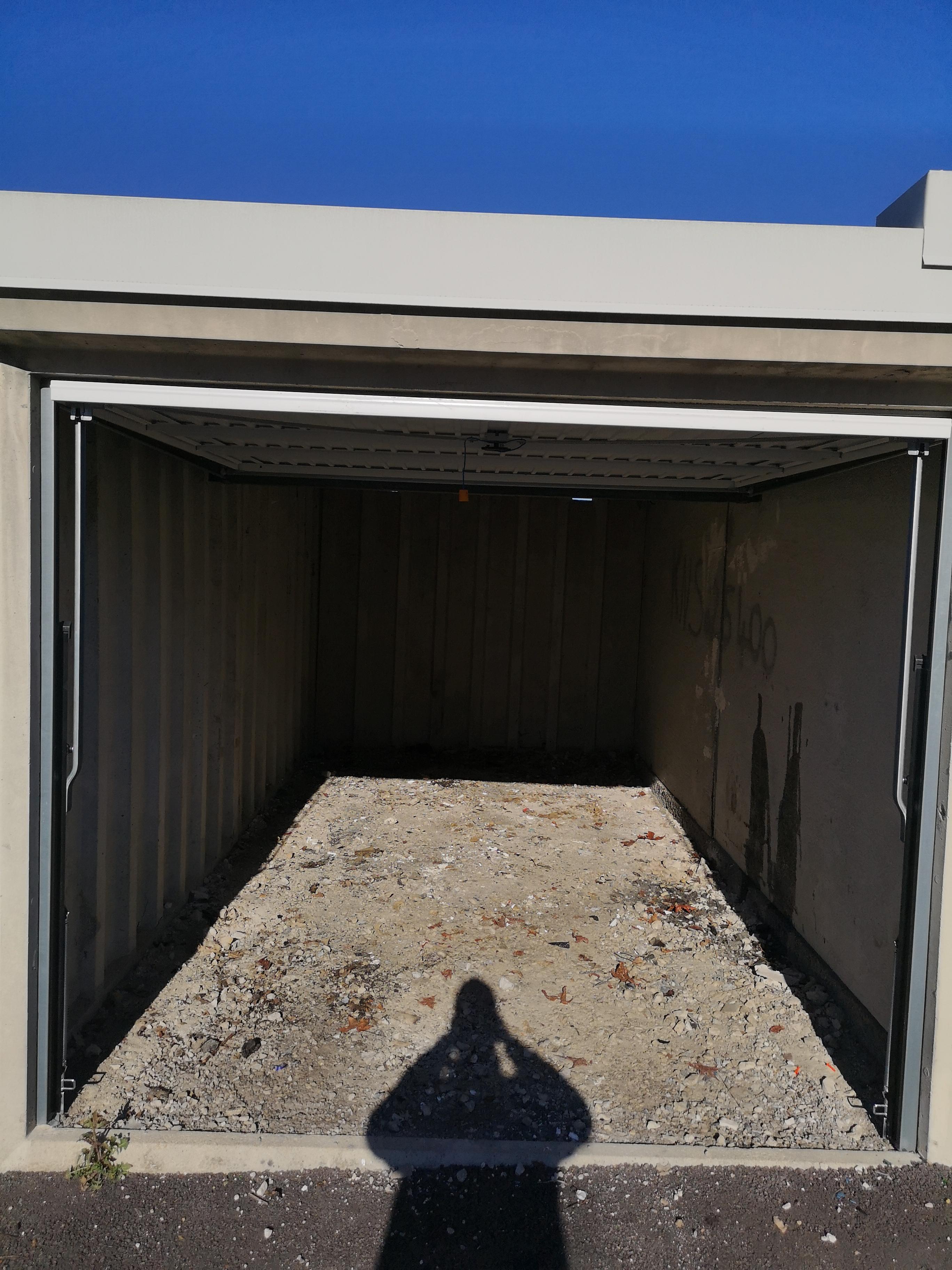 Garage fermé - 13m² - Exincourt