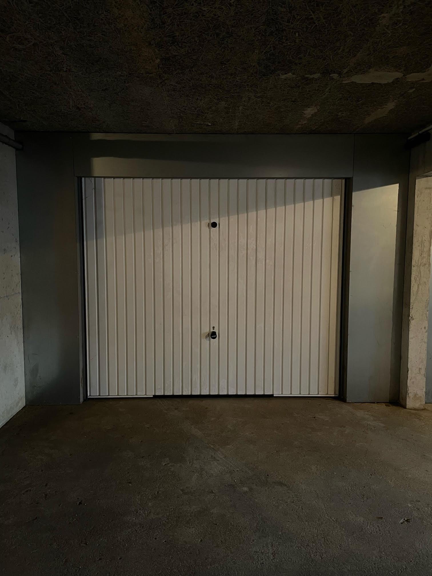 Box / garage / 23m² / Feuquières