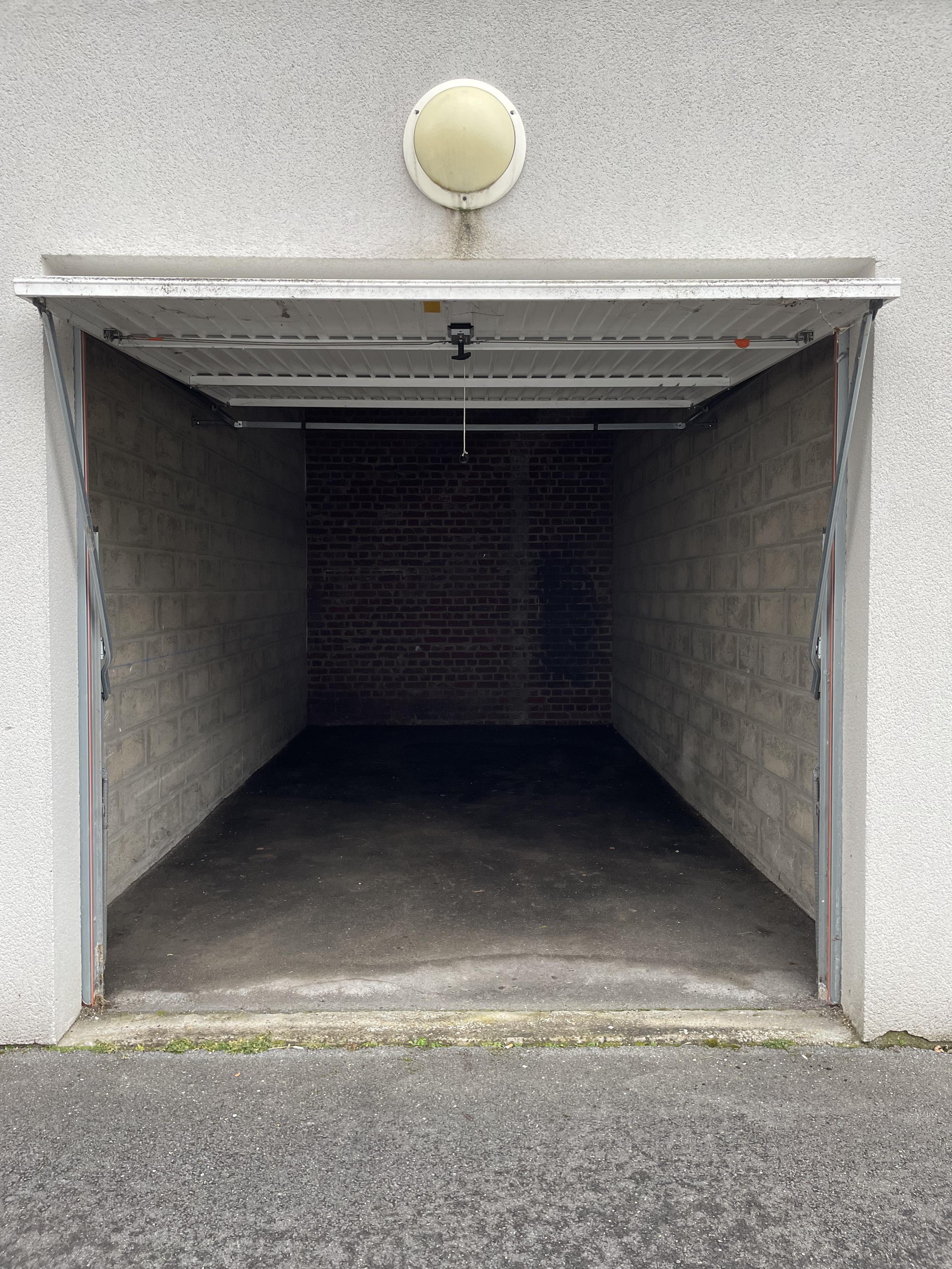 Garage fermé - Box - 16m² - Grandvilliers
